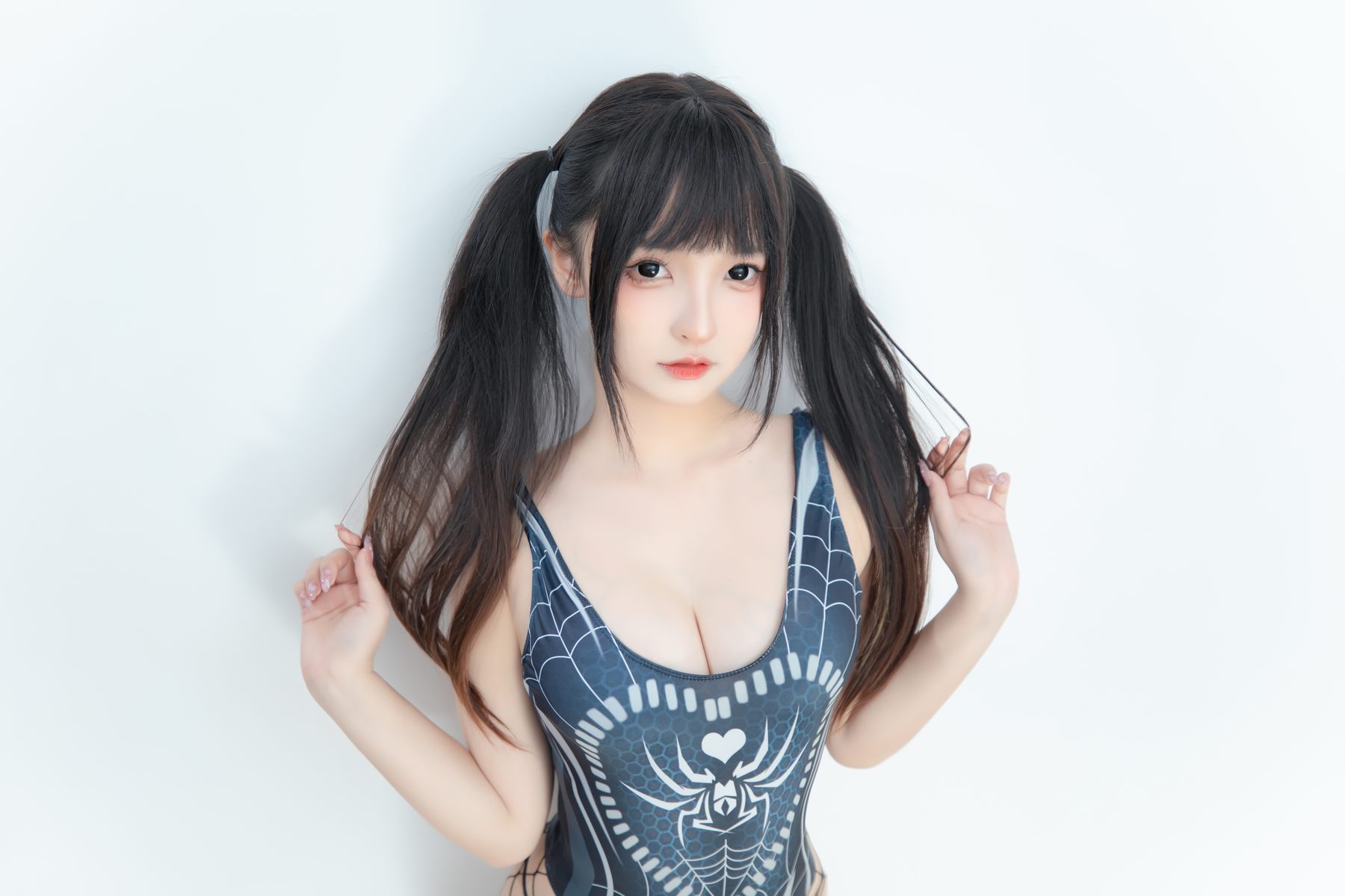 萝莉神楽板真冬之蜘蛛女孩