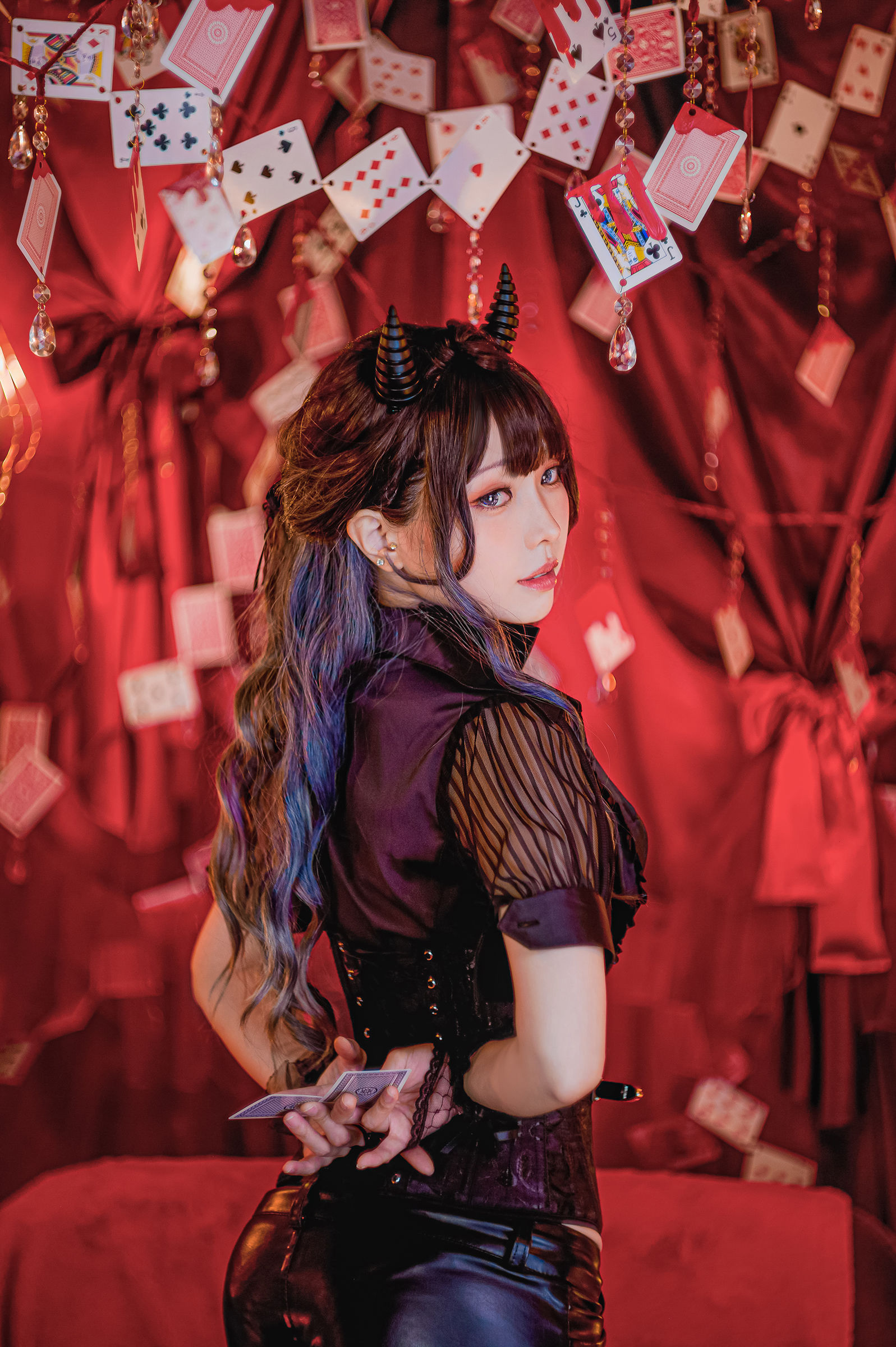 Ely_eee(ElyEE子) - Devil Croupier 小惡魔荷官
