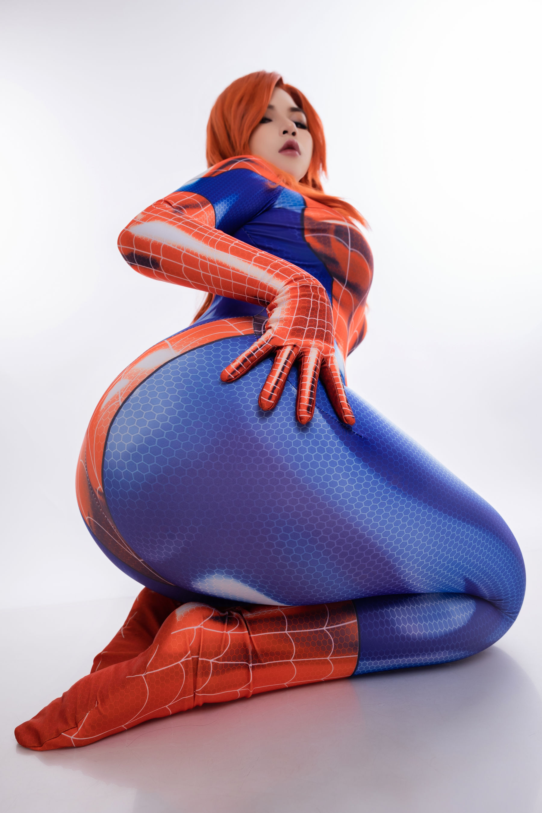 Uy Uy - Mary Jane Spider Man suit