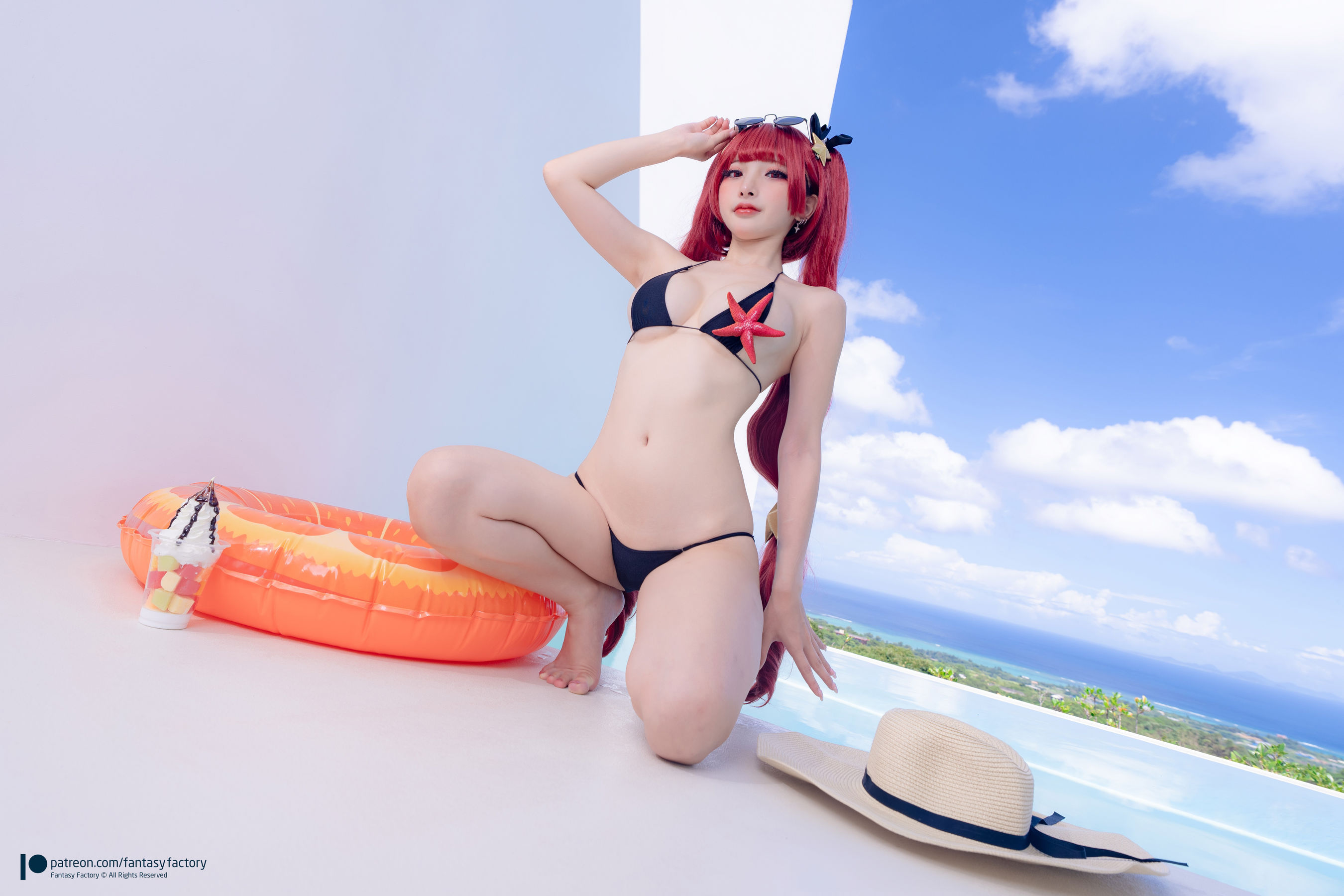 [Fantasy Factory] 小丁Cosplay写真 - 檀香山泳衣