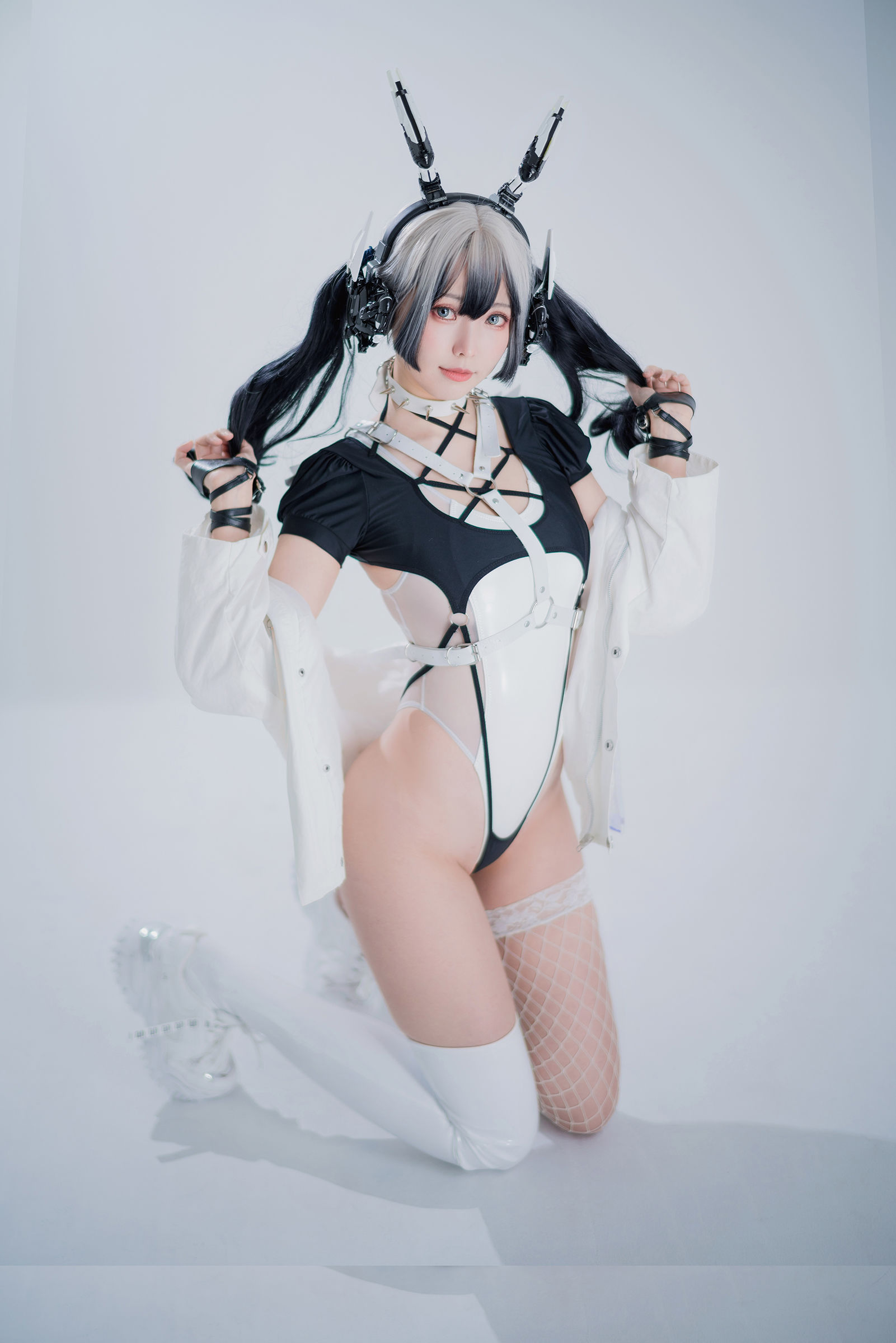 Ely_eee(ElyEE子) - CyberGirl Blanche