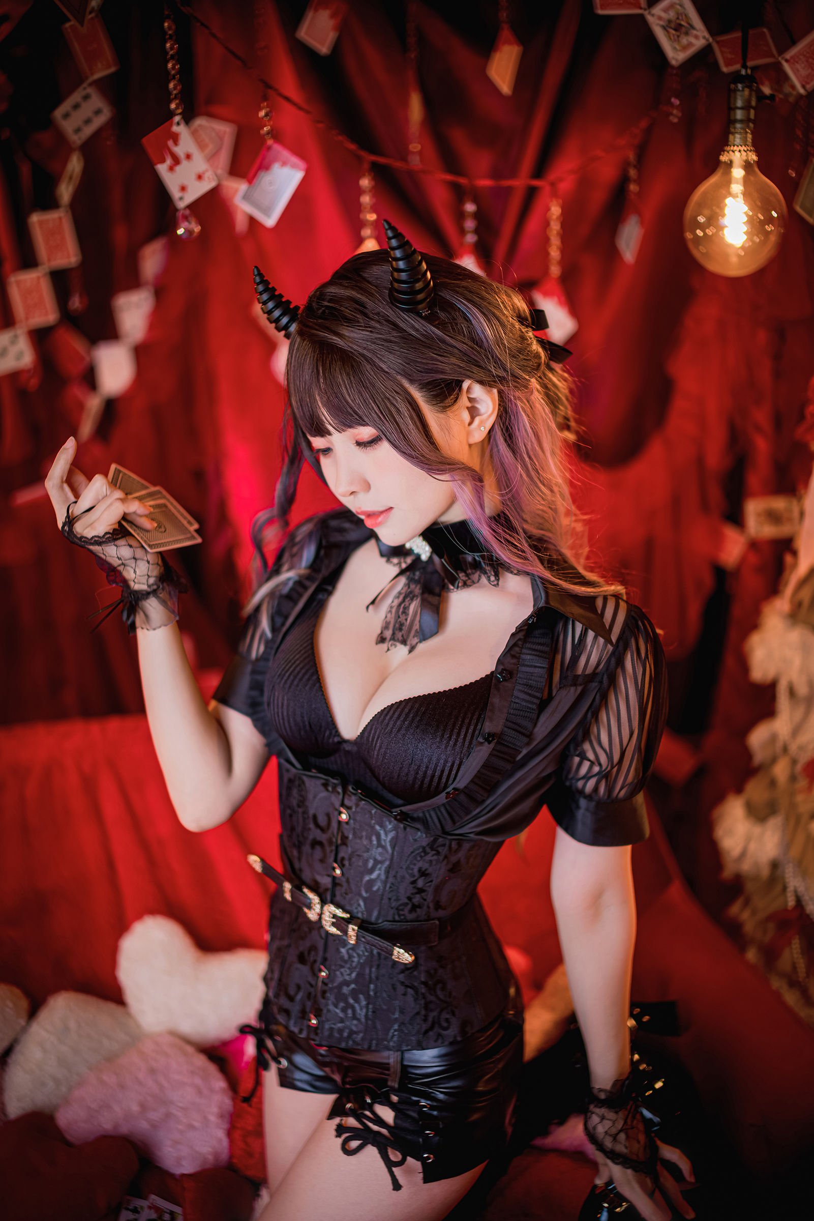 Ely_eee(ElyEE子) - Devil Croupier