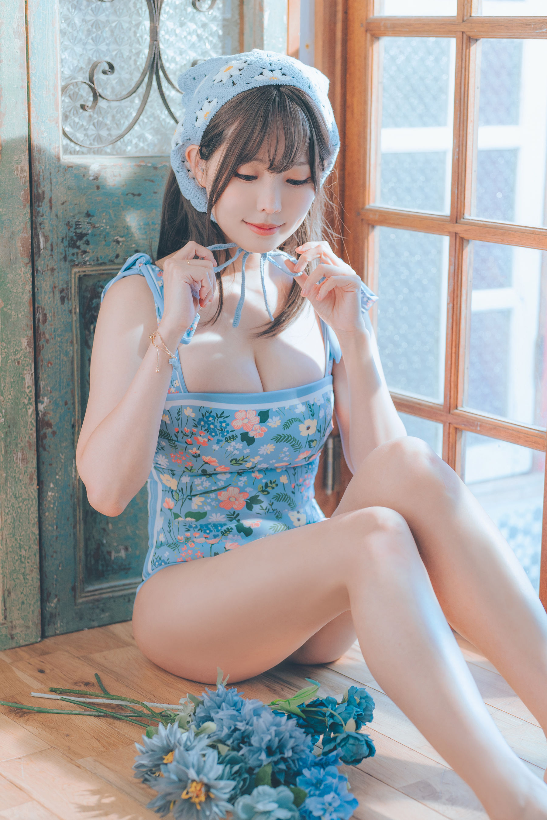 Ely_eee(ElyEE子) - 復古水藍花