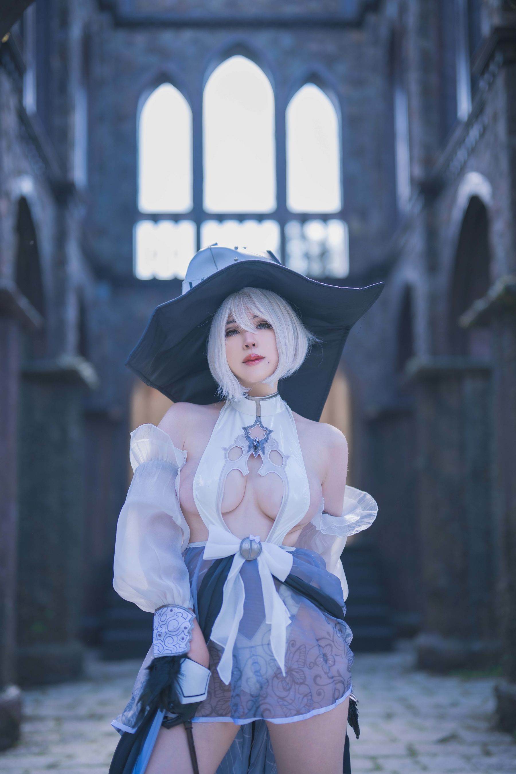 Hatori Sama - 2B Magician & Baltimore Finish Line Flagbearer (Azur Lane)