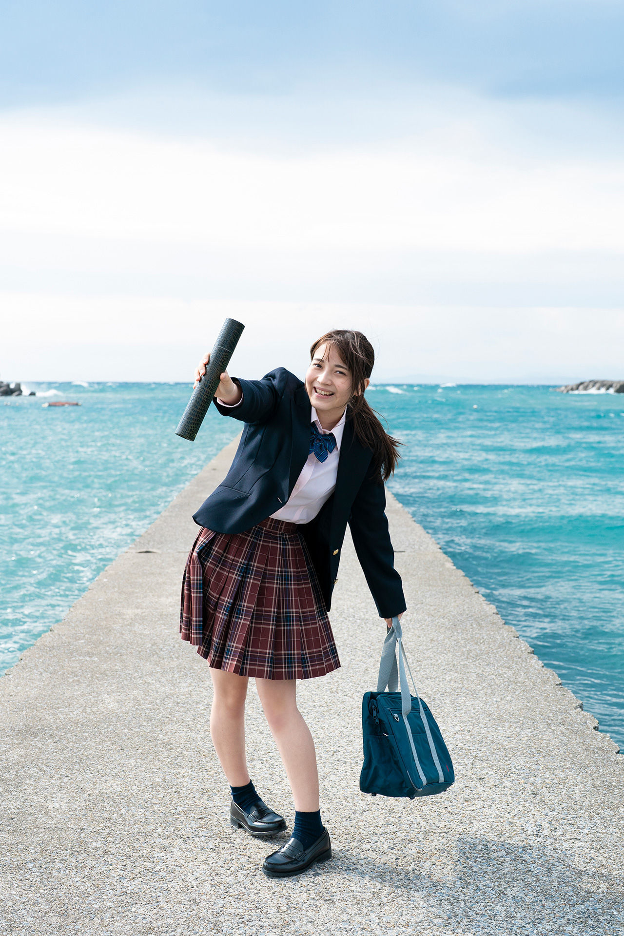 Nanako Kurosaki 黒嵜菜々子 - 最後の制服