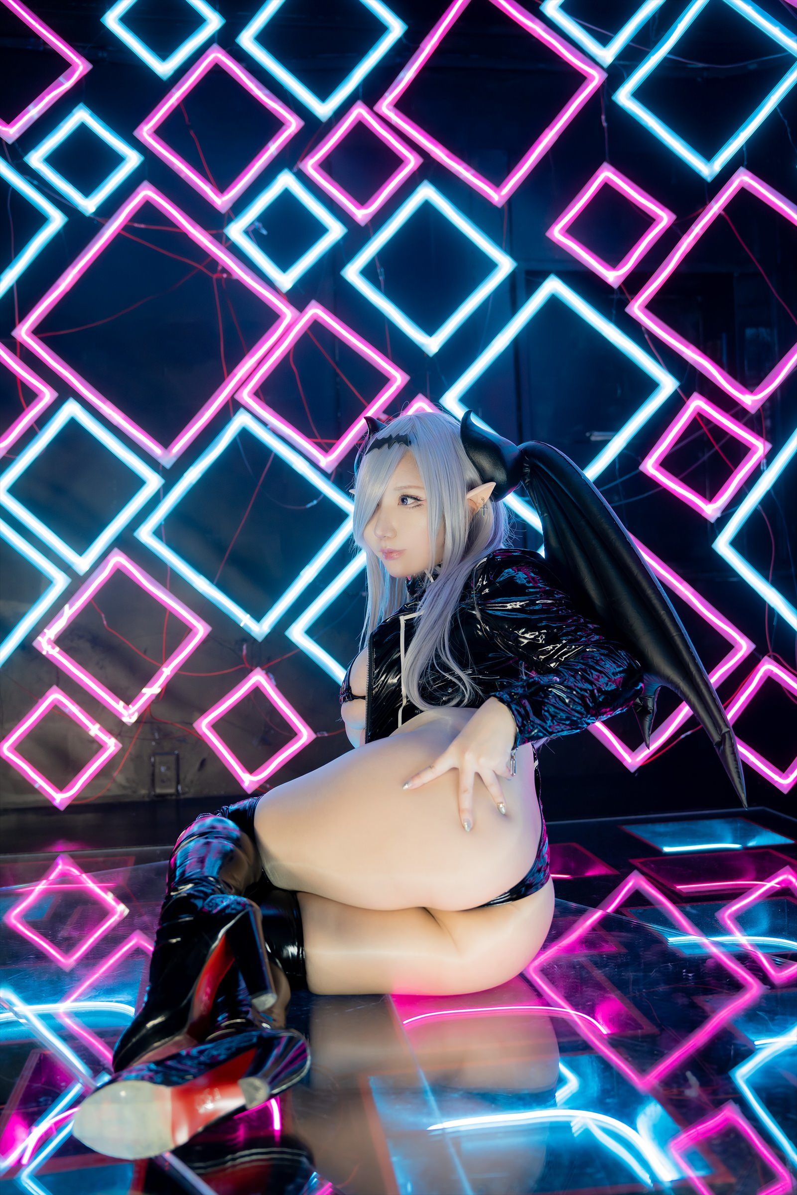 [Cosplay] [Shooting Star's (SAKU サク)] - SEE THROUGH BUNNY SUCCUBUS - 2