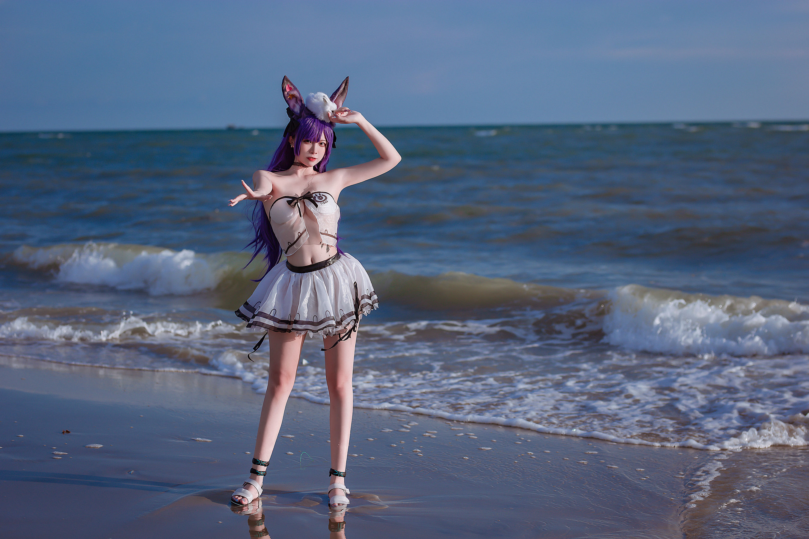 人气Coser 二佐Nisa - 泰拉夏日纪事 方舟暗索泳装