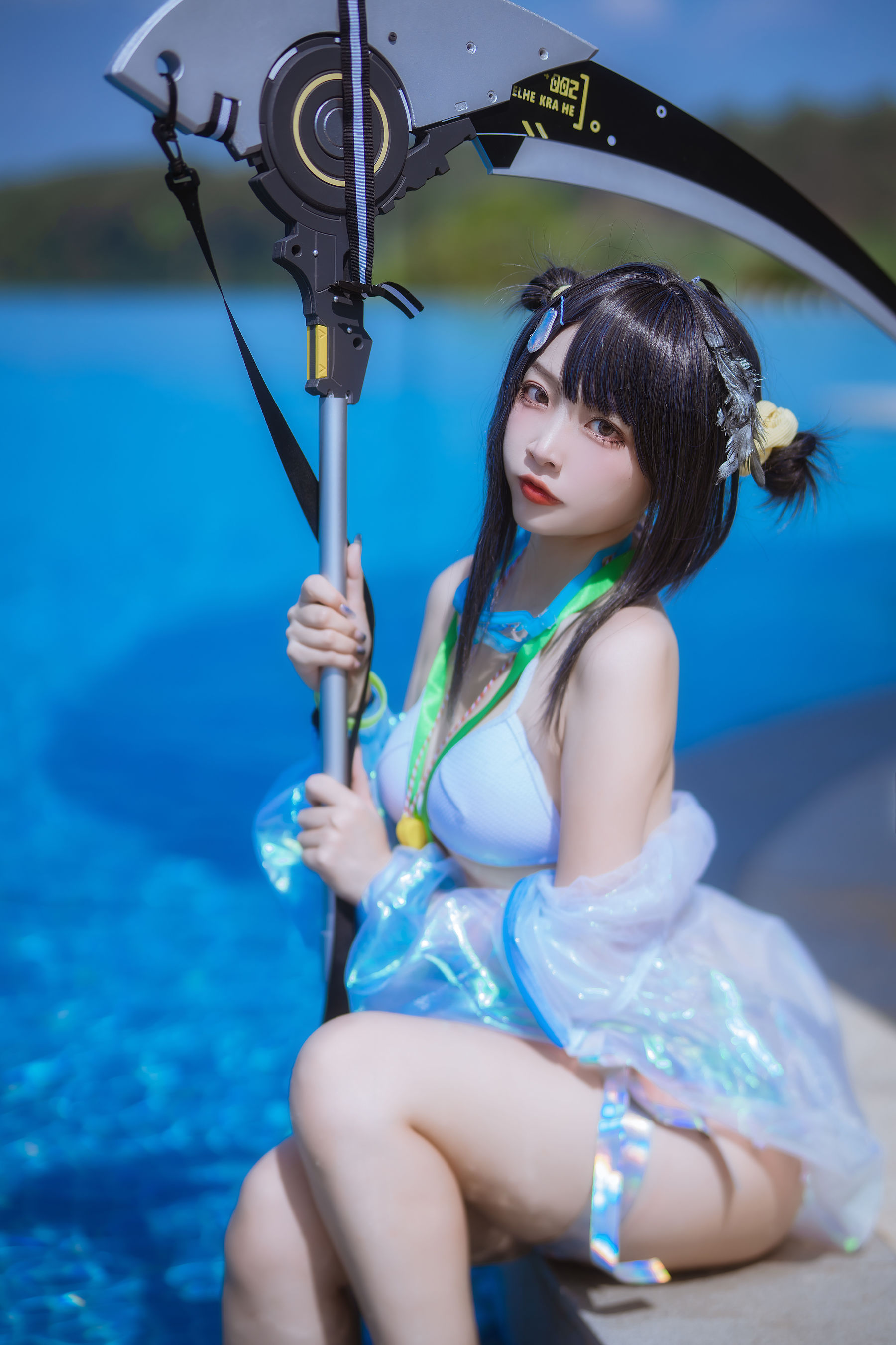 人气Coser 二佐Nisa - 泰拉夏日纪事 方舟羽毛笔泳装