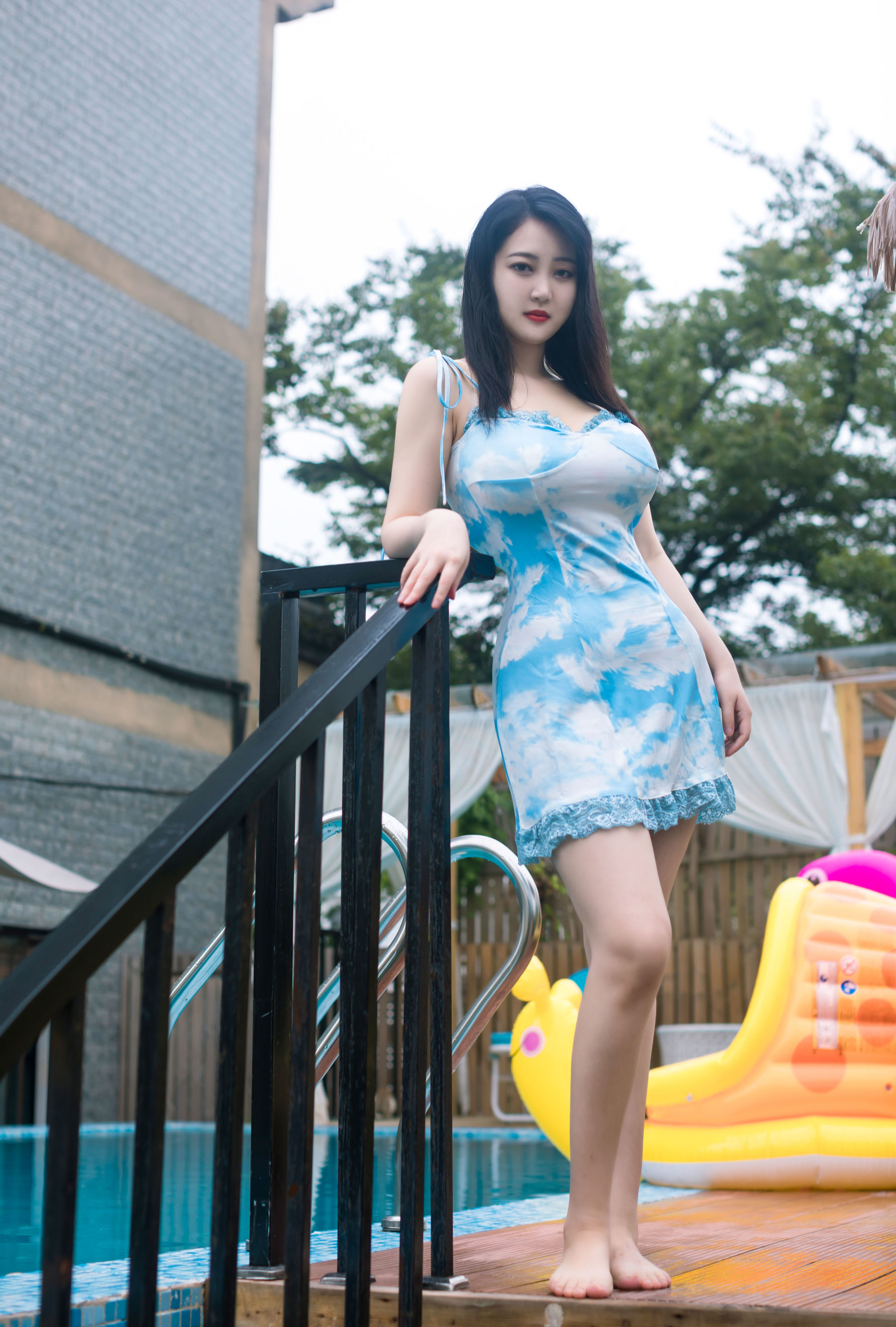 好H好女杀手 - 泳池边