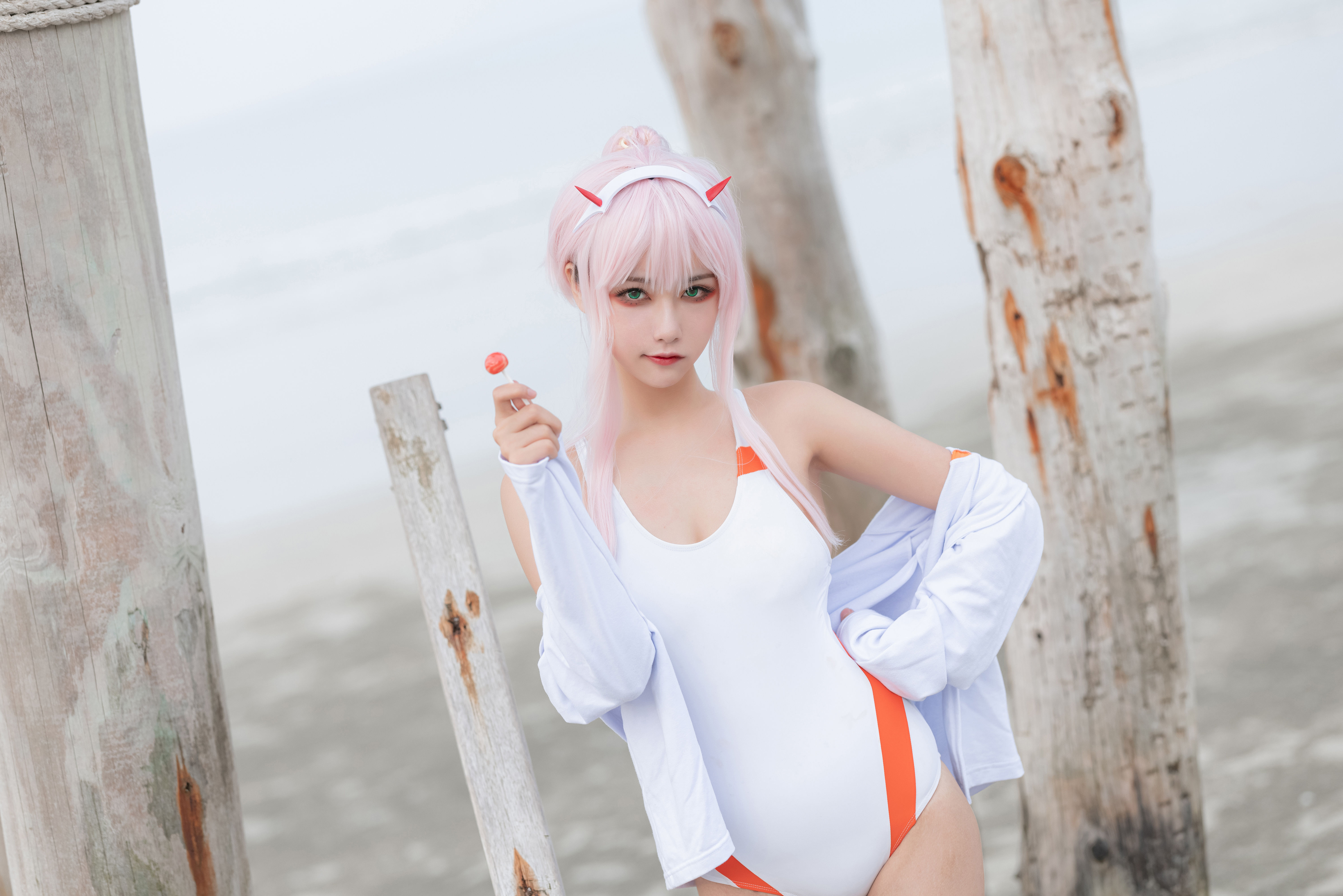 微博妹子Momoko葵葵 - DARLING in the FRANXX 泳装