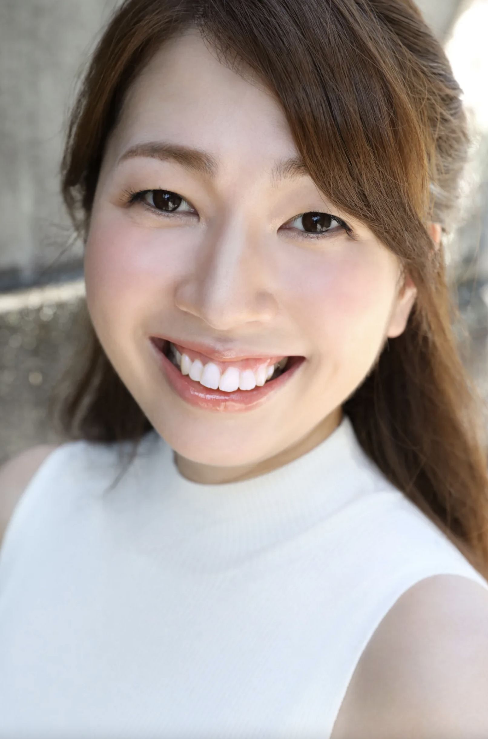 杉本佳代 東海No.1巨乳キャスター Ｇカップ乳初ヌード