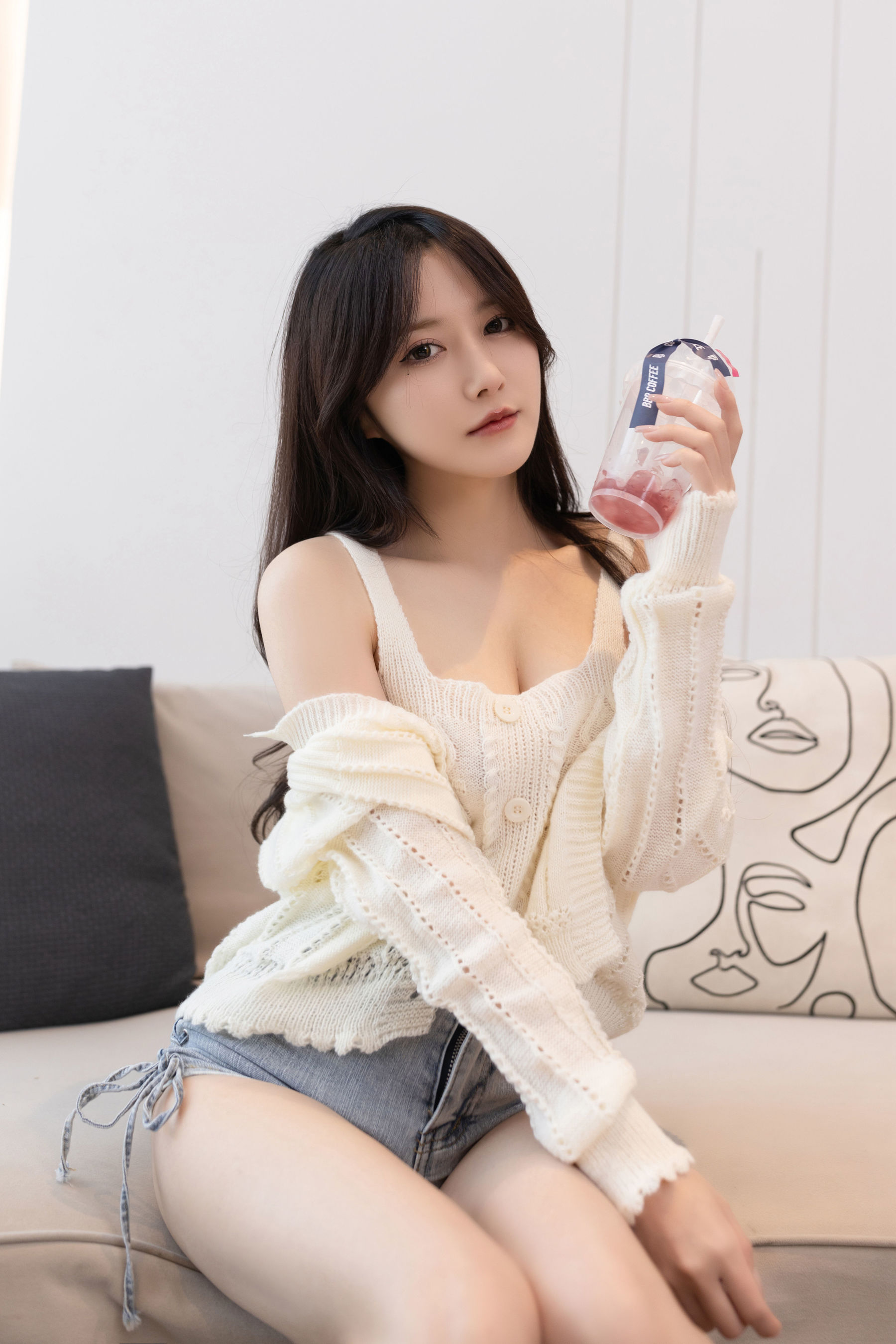 鱼子酱 甜春写真