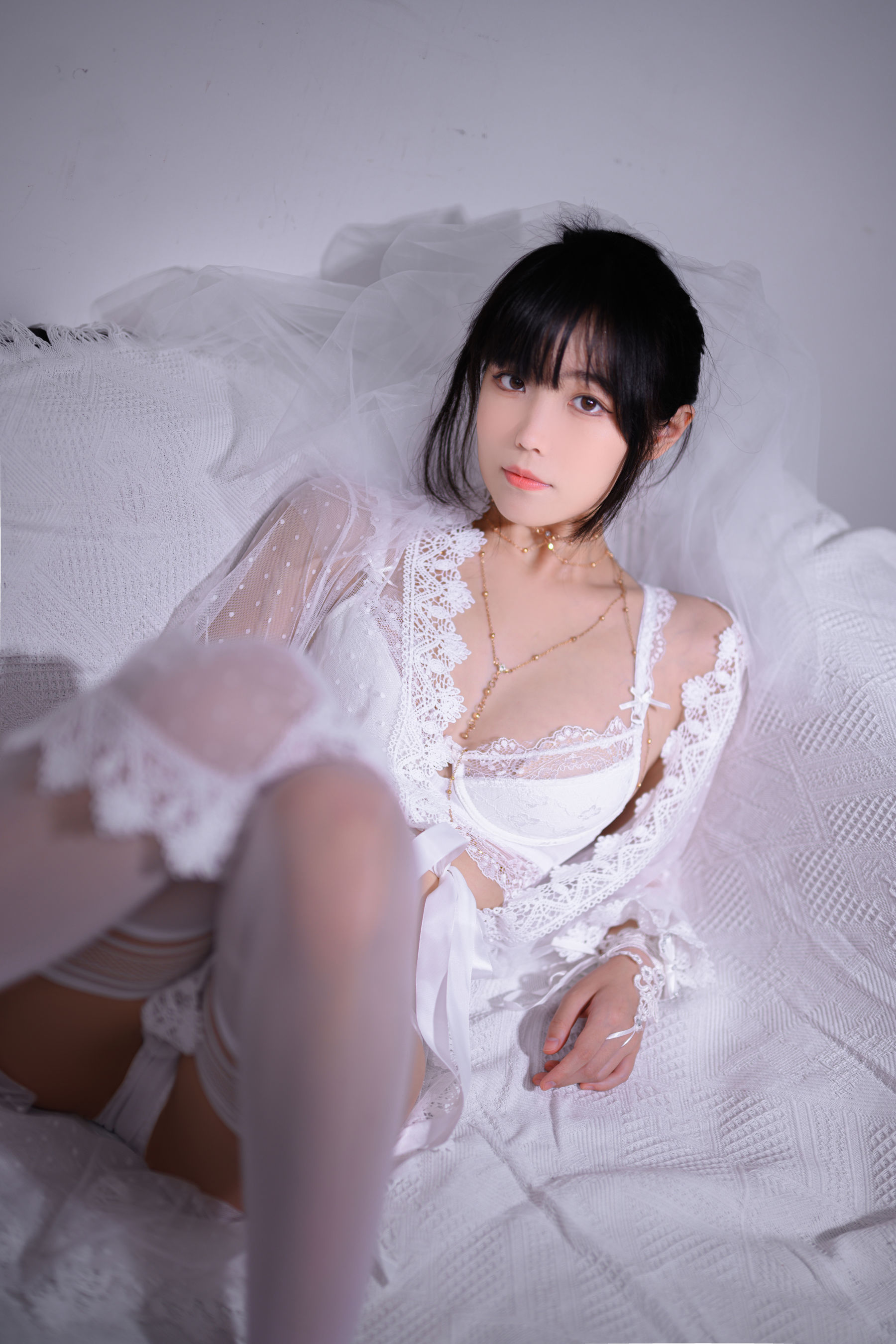 Cosplay 汪知子 - 婚纱