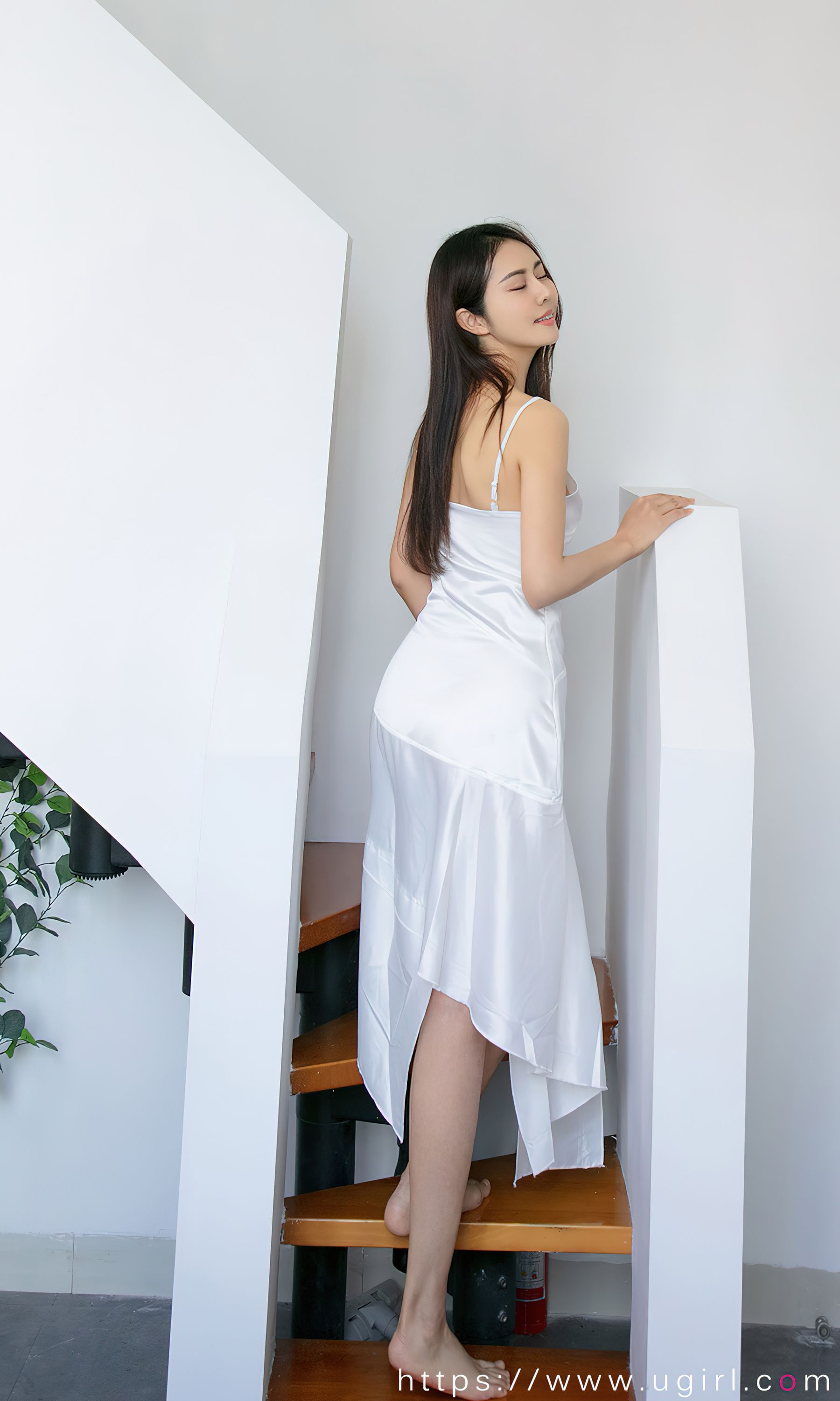 [Ugirls]爱尤物 No.2668 掀云探爱 姜云曦