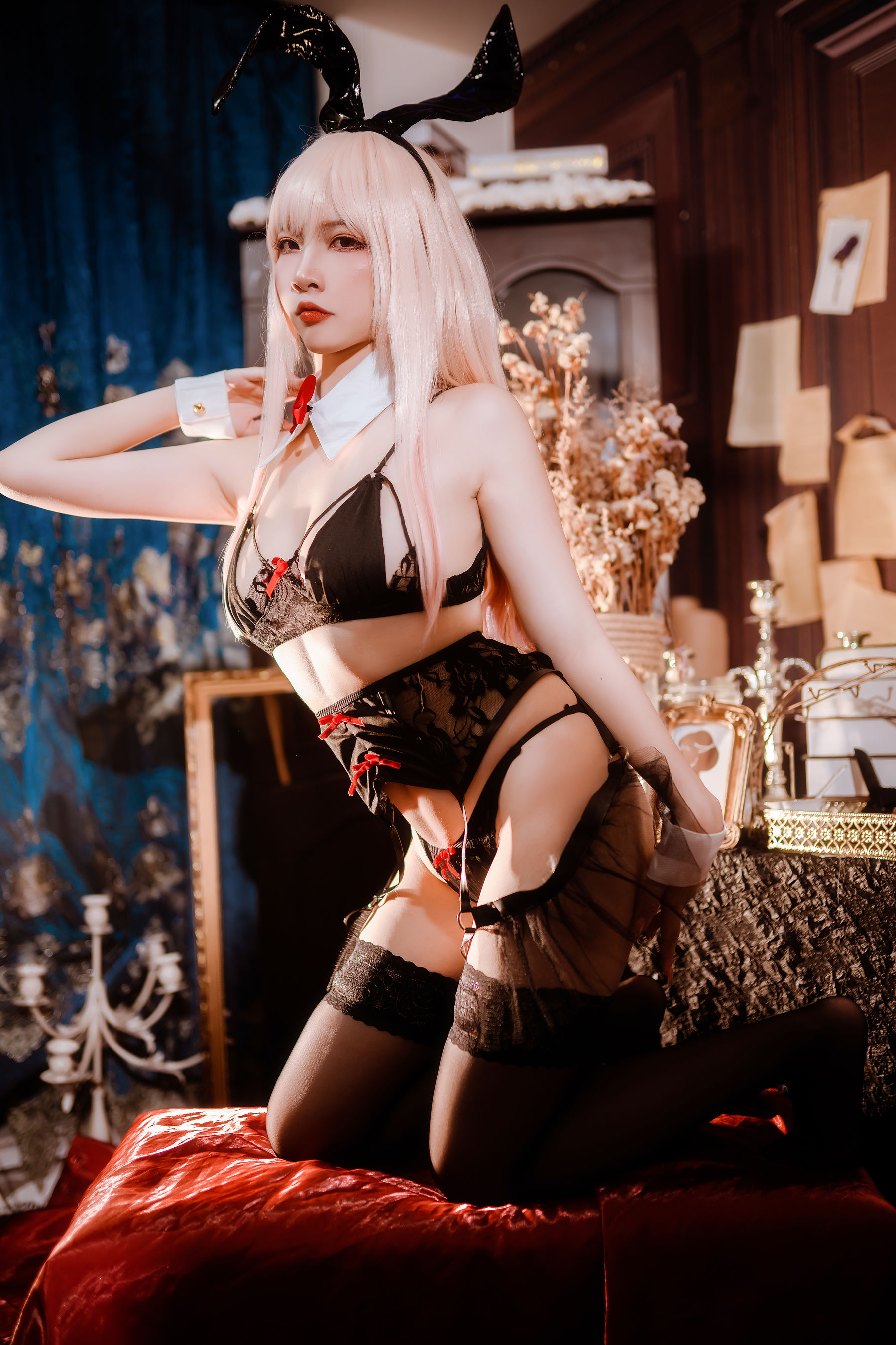 人气Coser 二佐Nisa - 海梦 内衣兔女郎