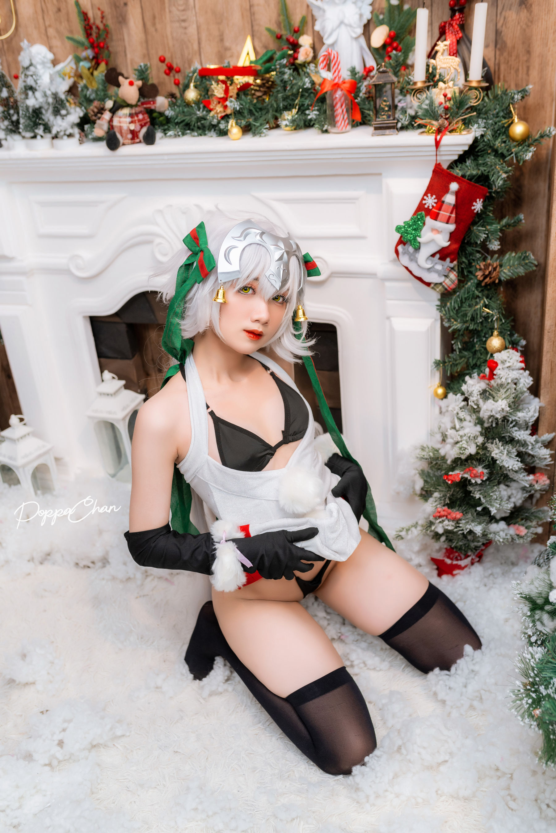 PoppaChan - Jeanne D'arc Alter Santa Lily