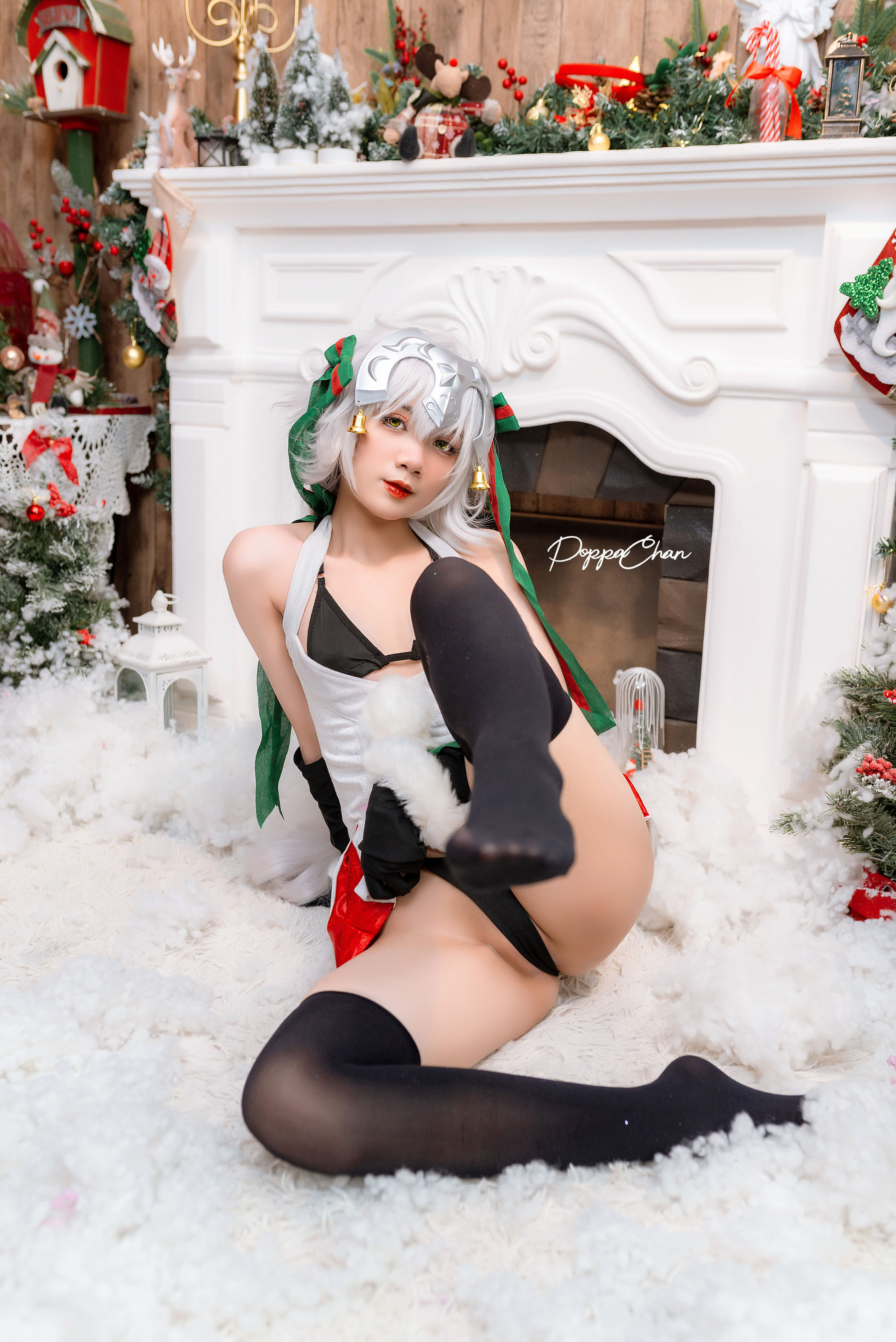 PoppaChan - Jeanne D'arc Alter Santa Lily