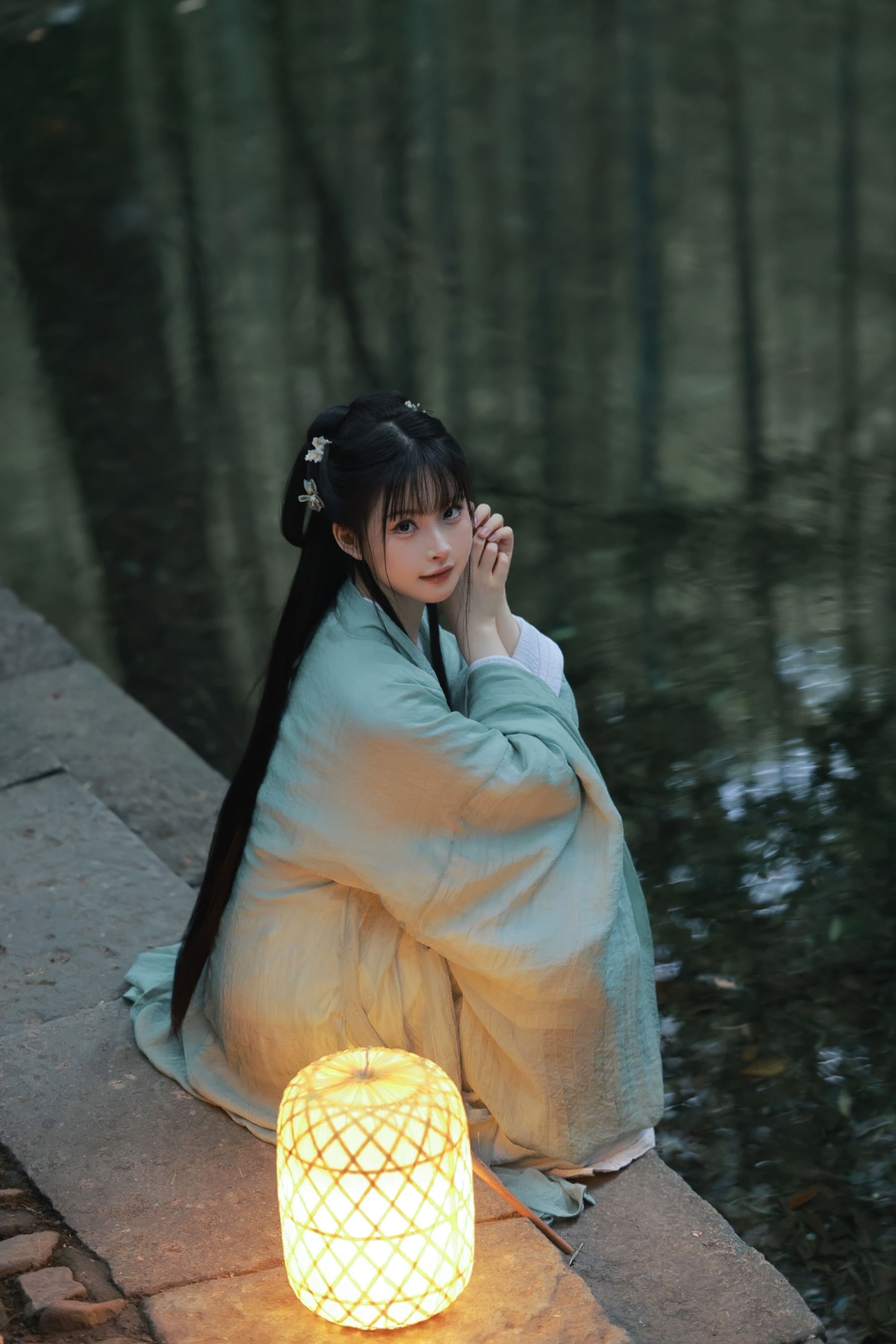 白莉爱吃巧克力 - 原理猪 古风汉服