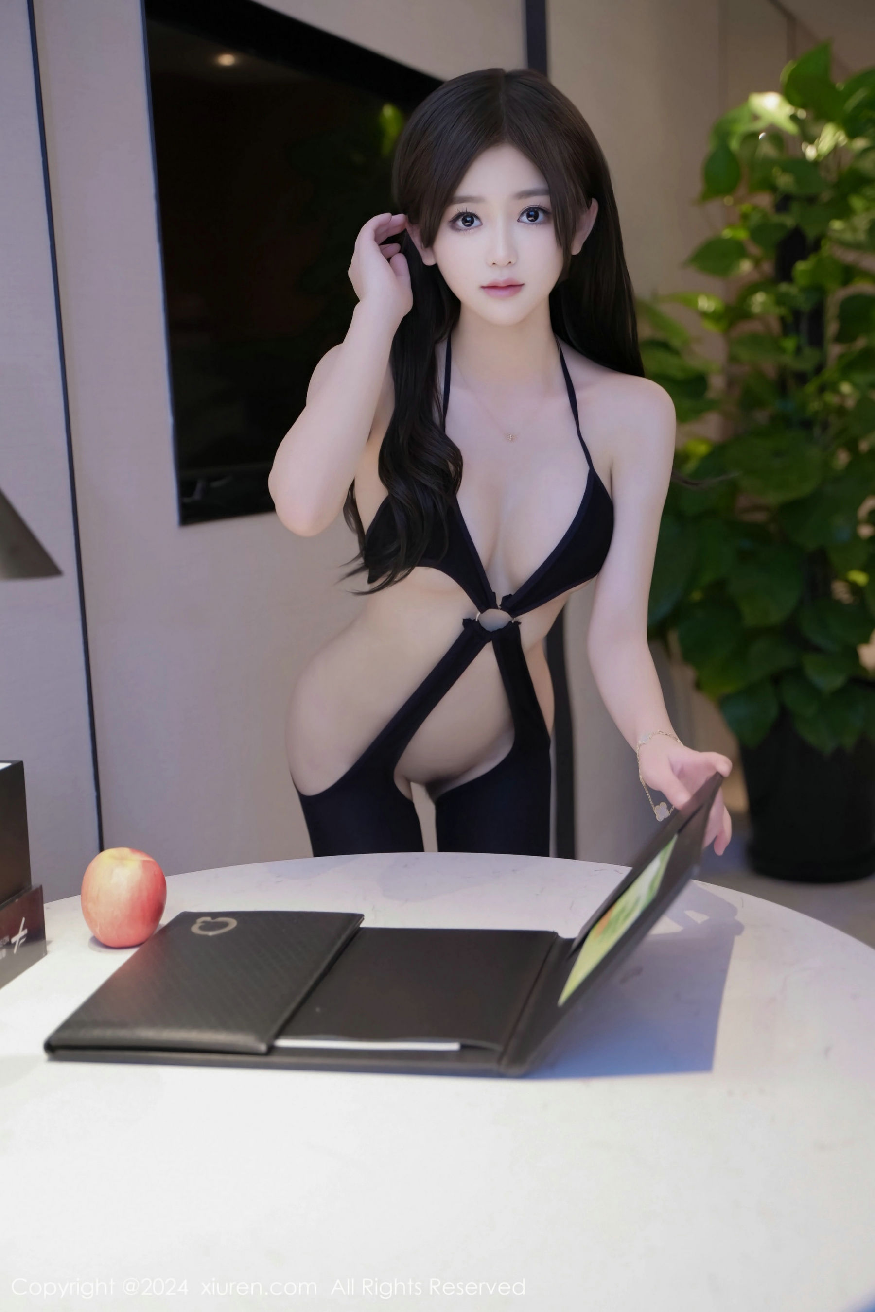 [秀人XiuRen] 2024.03.04 No.8172 奶茶味的包子