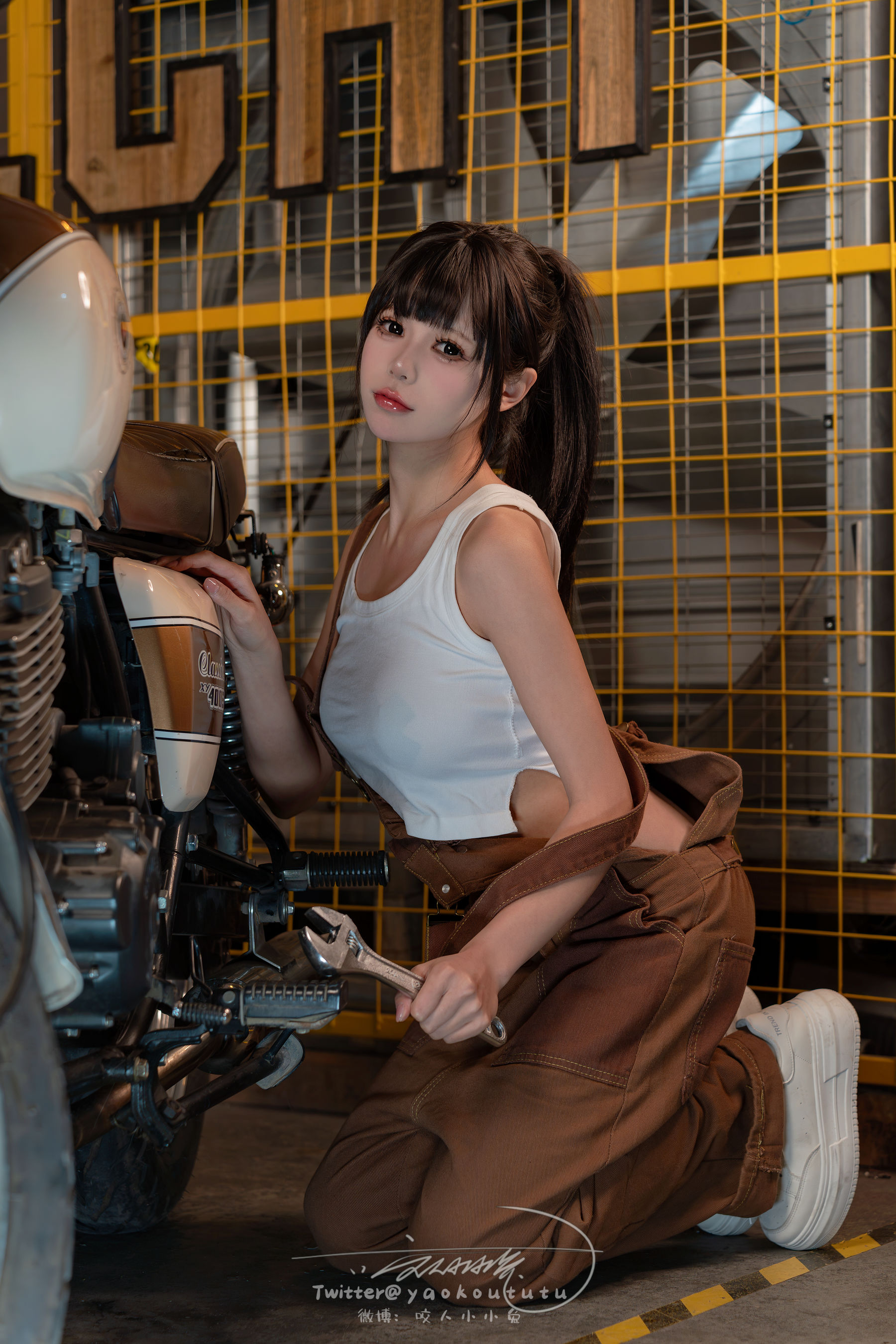 咬一口兔娘 - 机车修理工