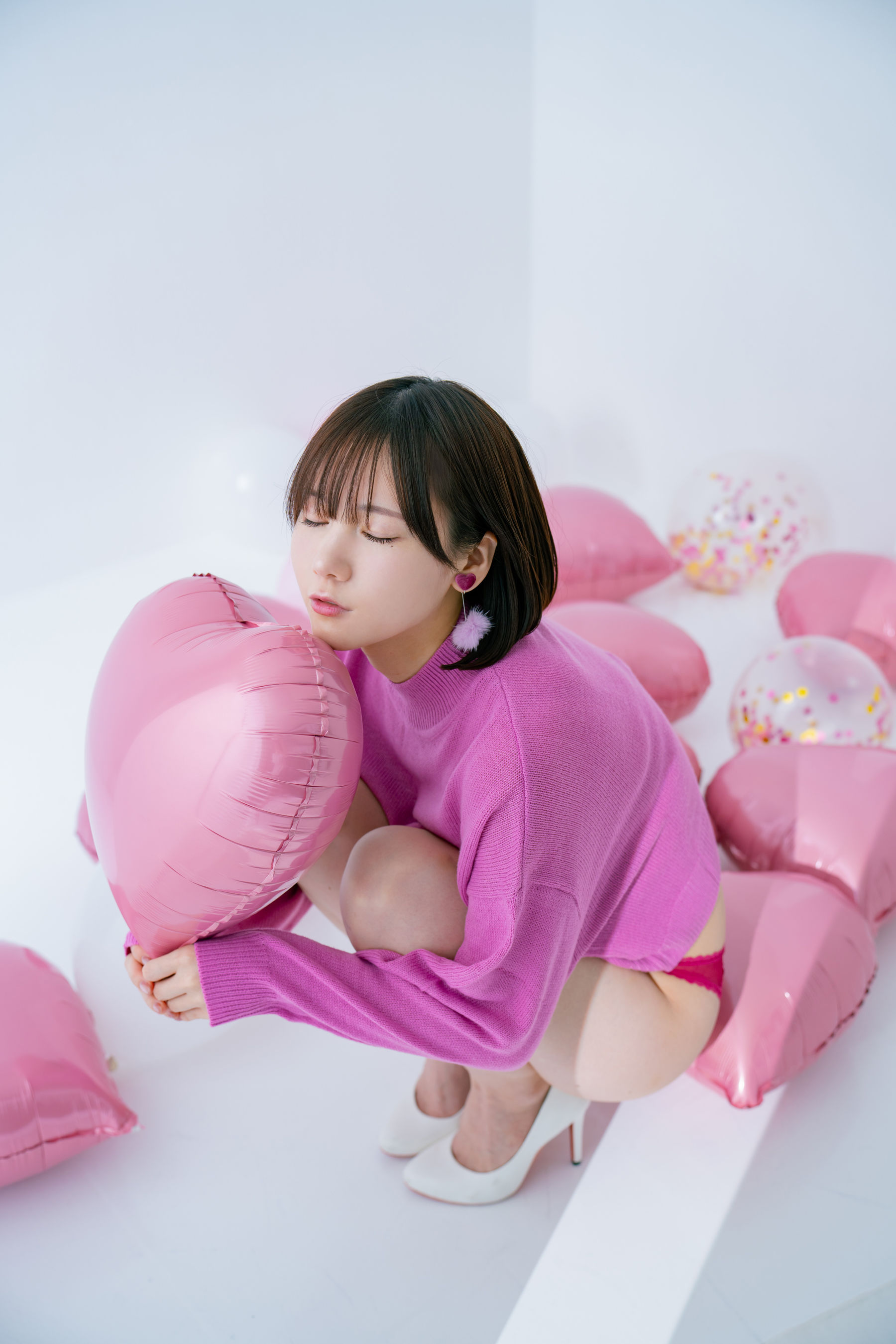 日本甜美COSER けんけん [fantia] 2024.02 写真 バレンタイン 撮影PINK