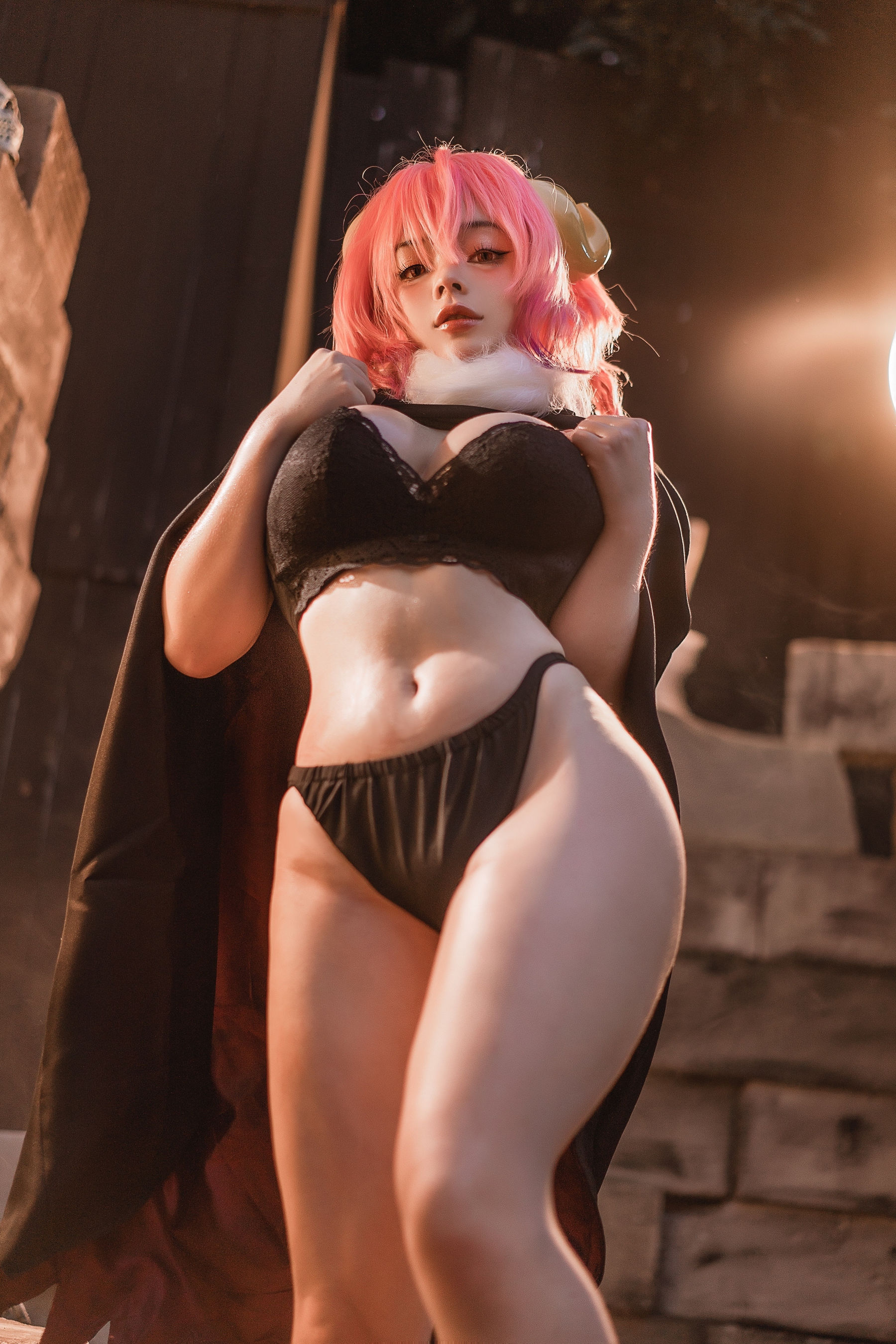 NinJA阿寨寨 写真 - 伊露露