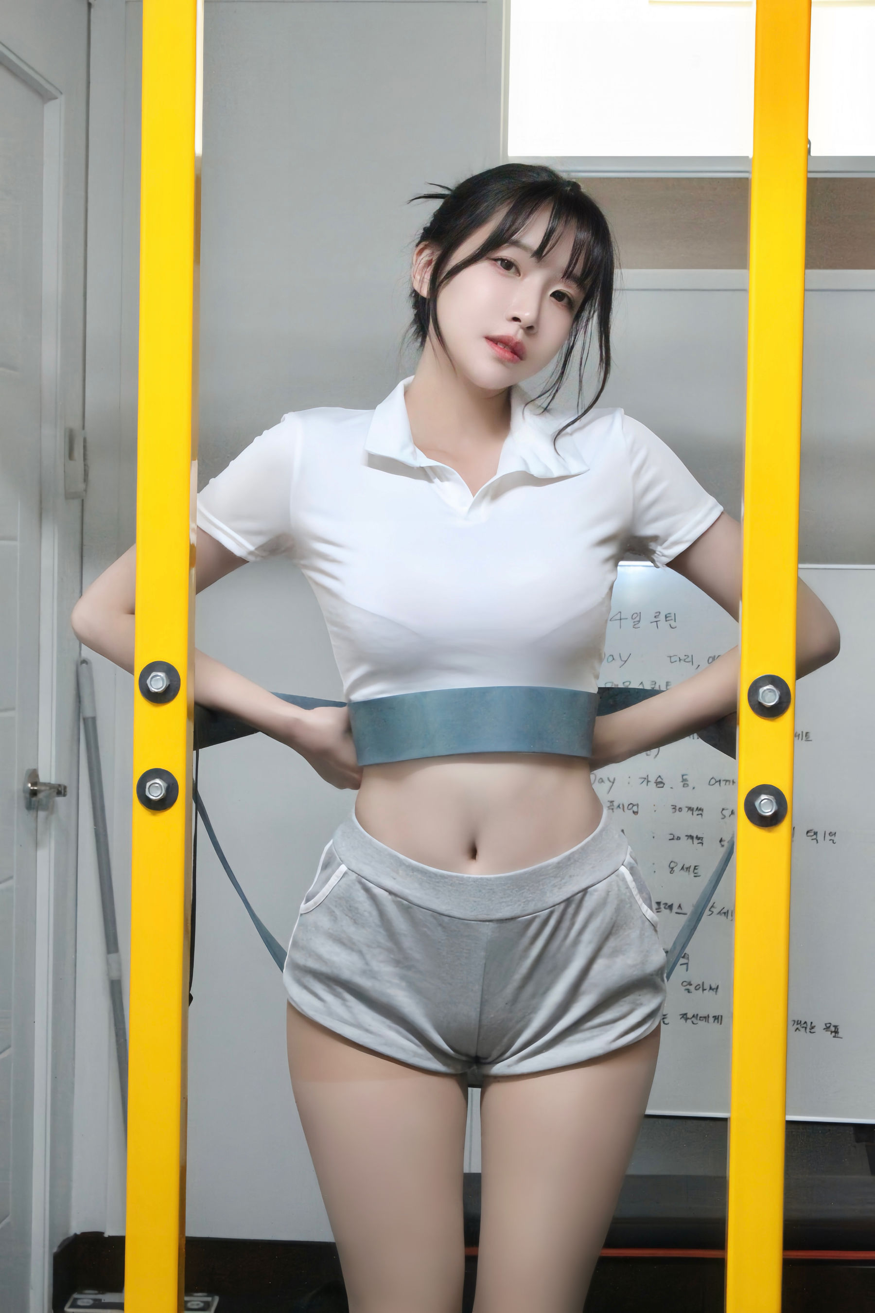 Ahrin - Likey Web Pictorial Concept 1