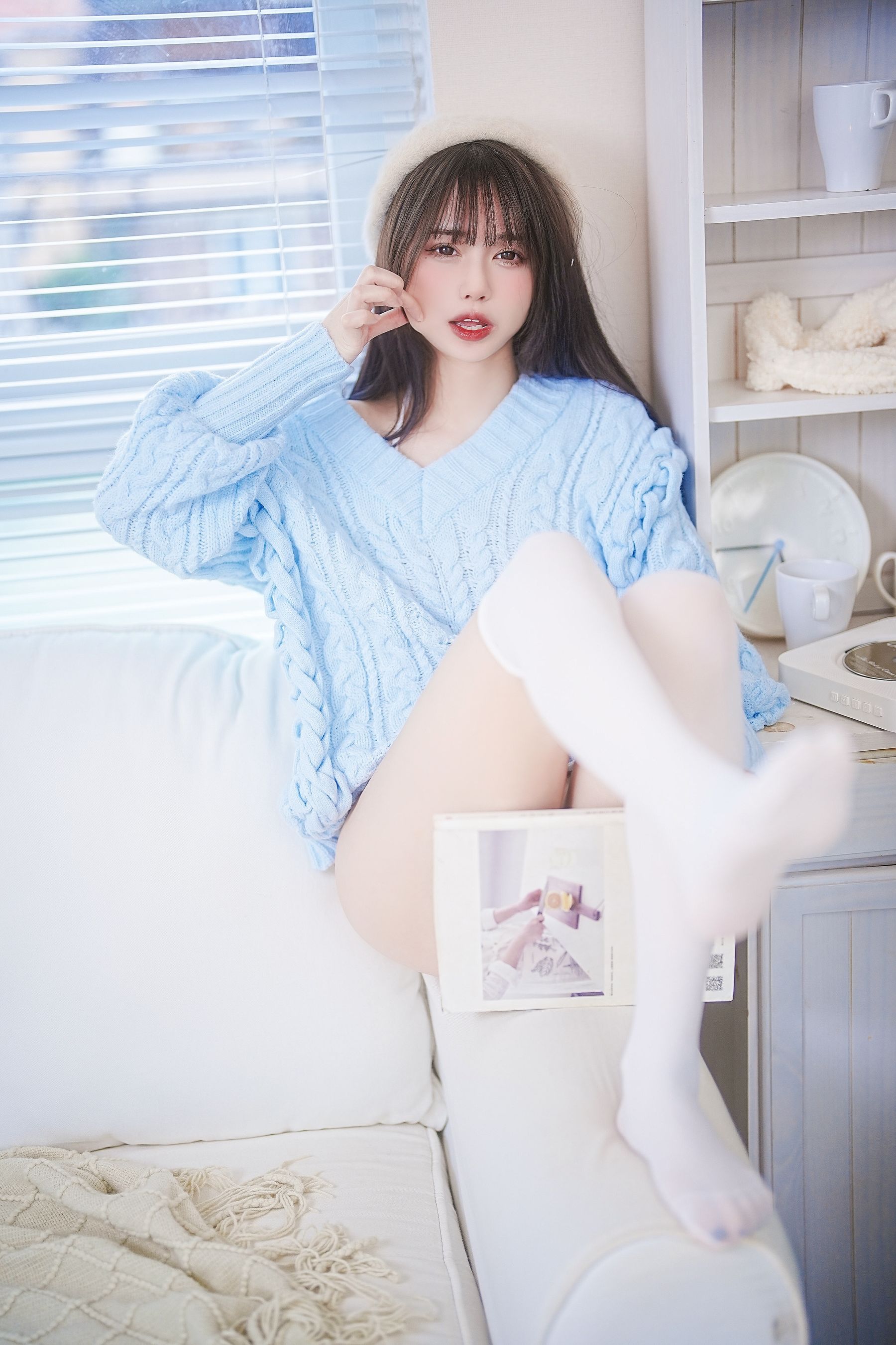 Tina很妖孽呀 - 蓝色秋冬毛衣