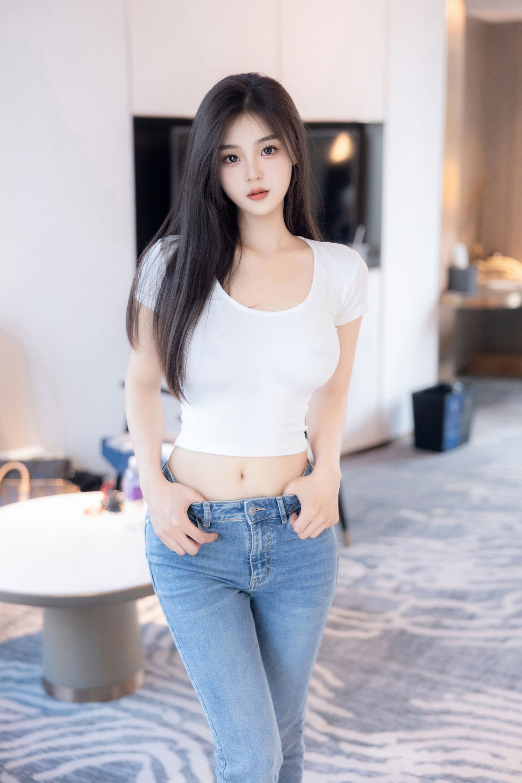 周周不吃香菜 - 简约牛仔裤