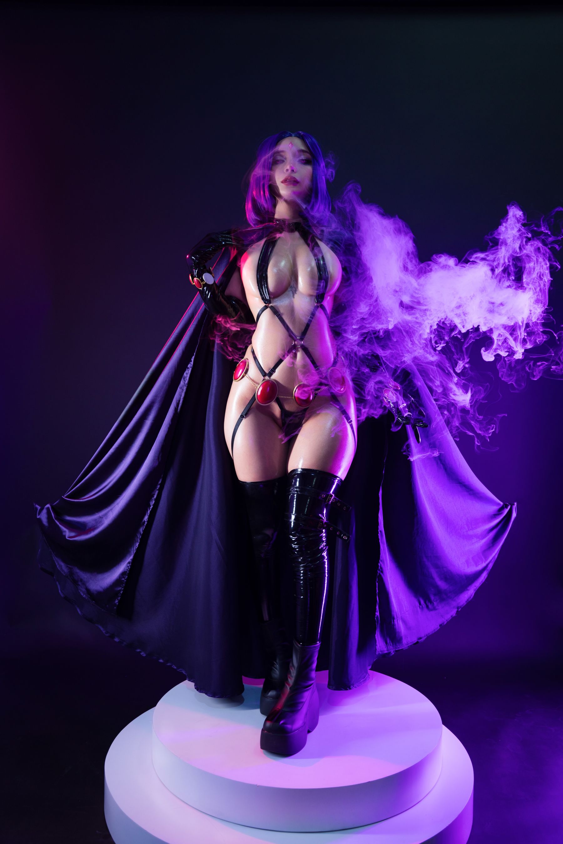 Umeko J - Raven Latex Lingerie