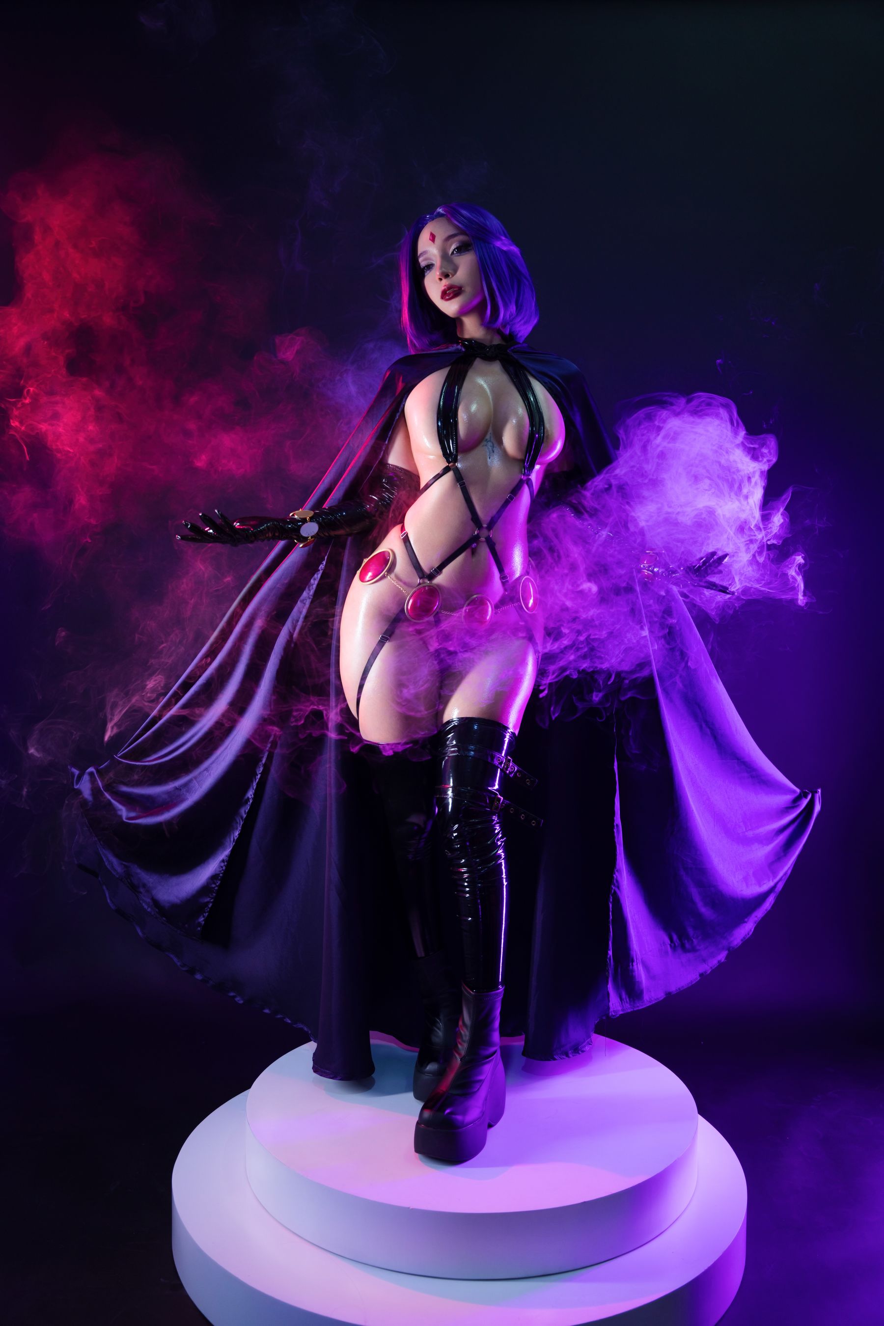 Umeko J - Raven Latex Lingerie