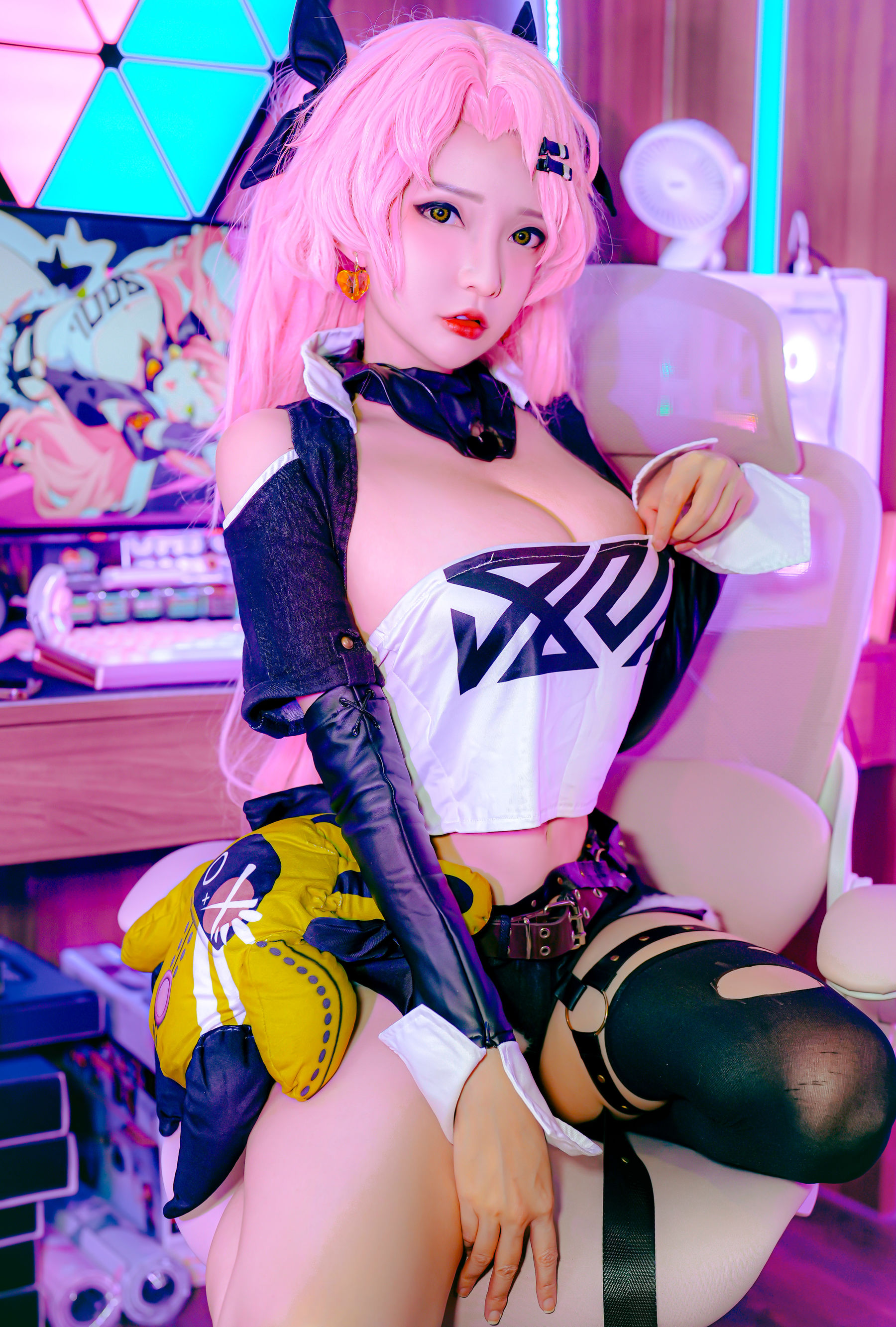 Coser小姐姐 Potato Godzilla - Nicole Zenless Zone Zero