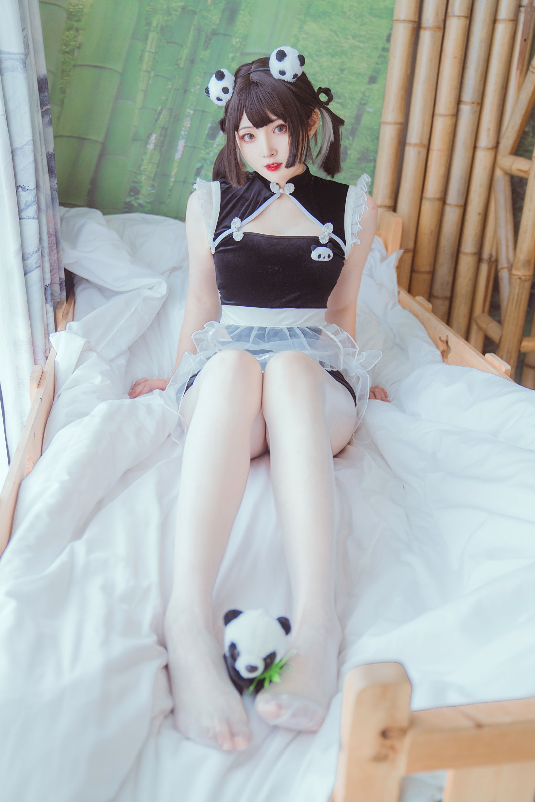 Natsuko夏夏子 - 熊猫女仆