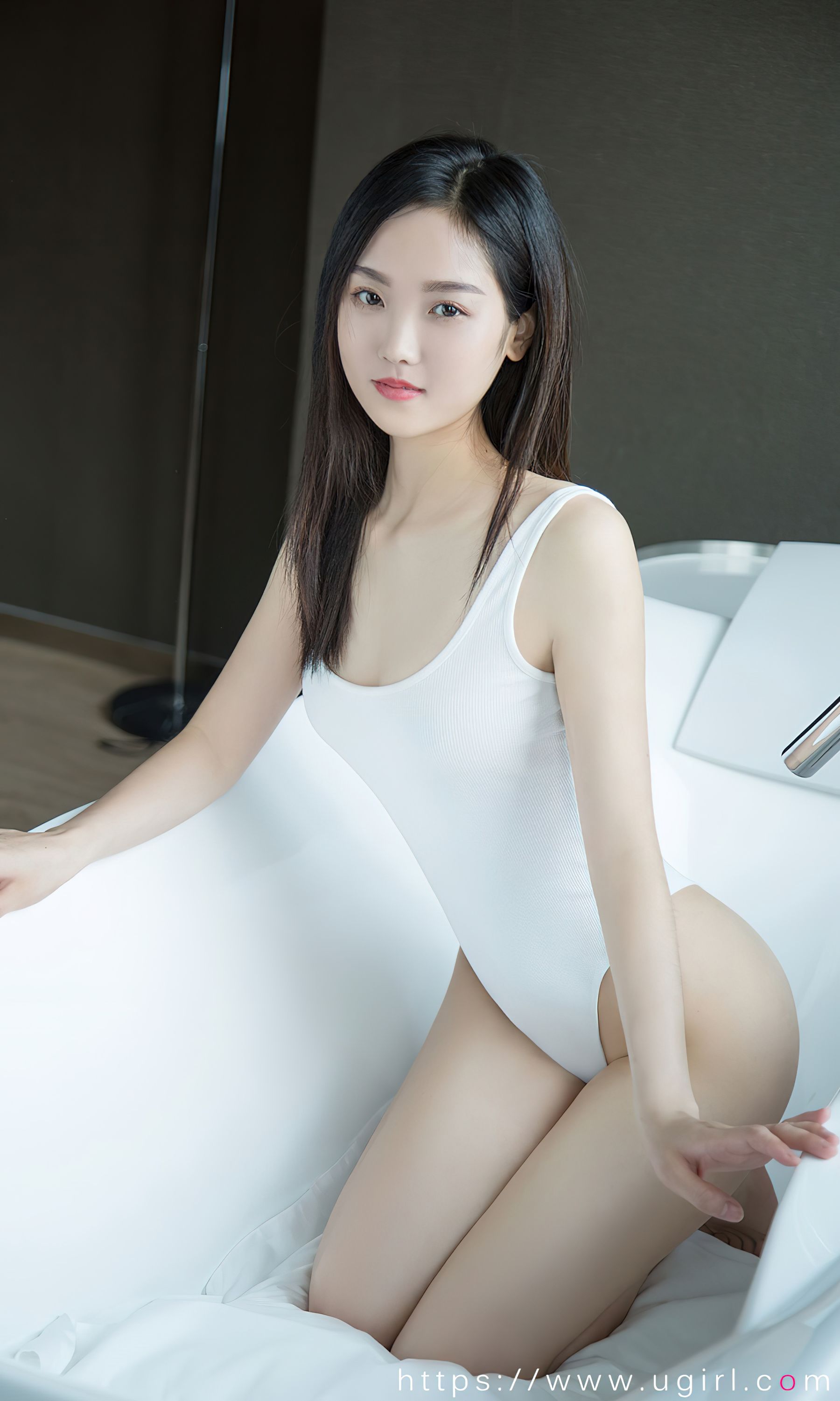 [Ugirls]爱尤物 No.2844 呼吸机的爱恋 倩倩