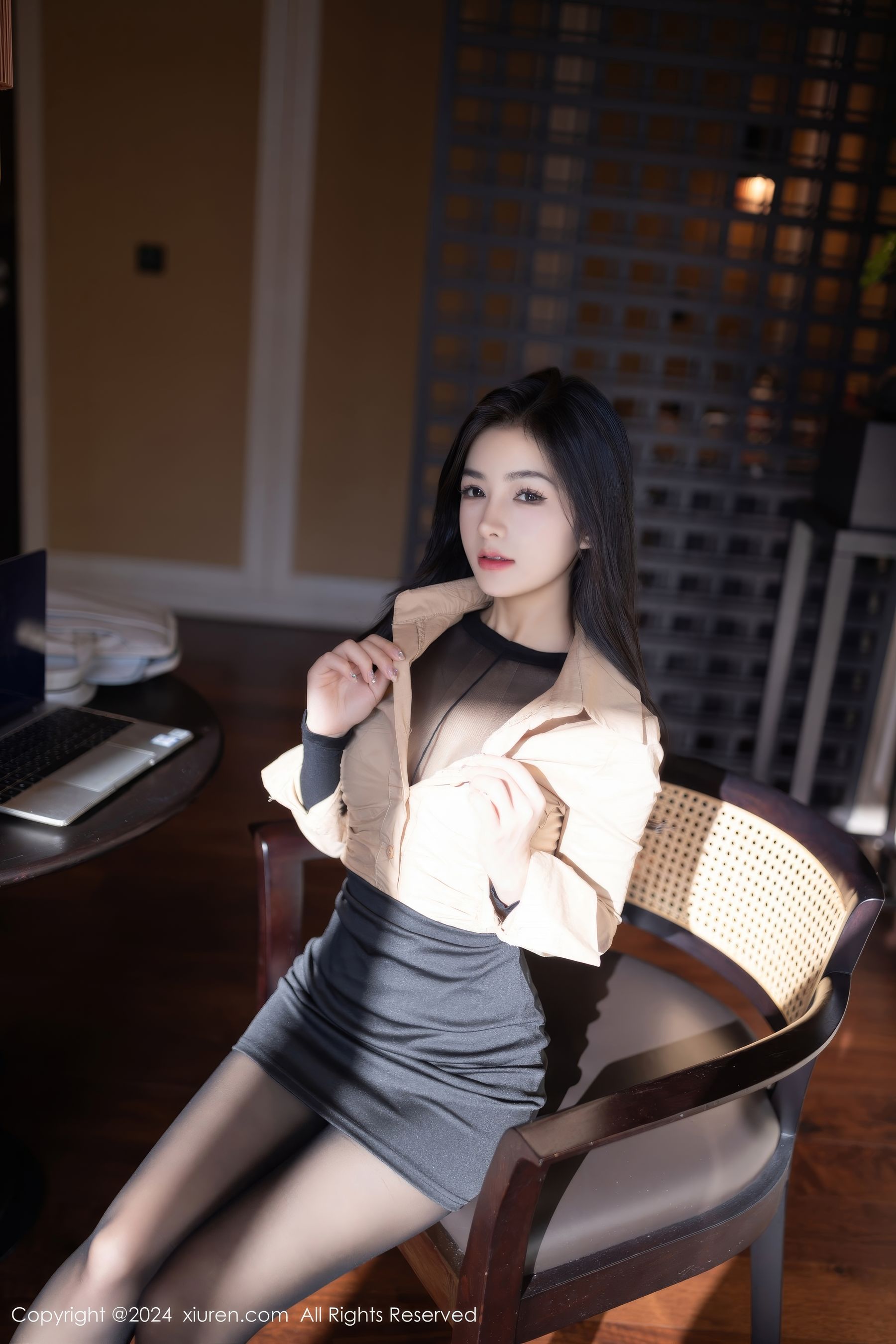 [秀人XiuRen] 2024.07.10 No.8835 谭小灵