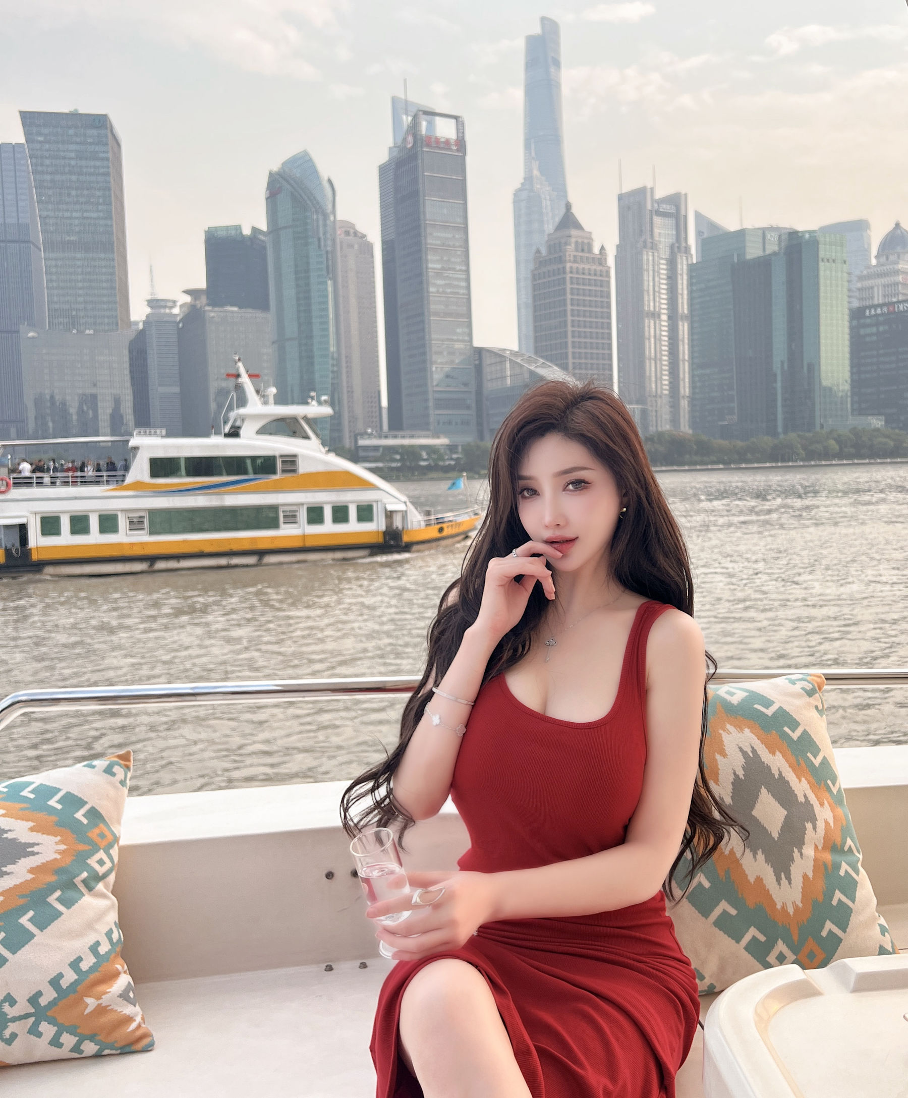 周妍希 - 海滩风光