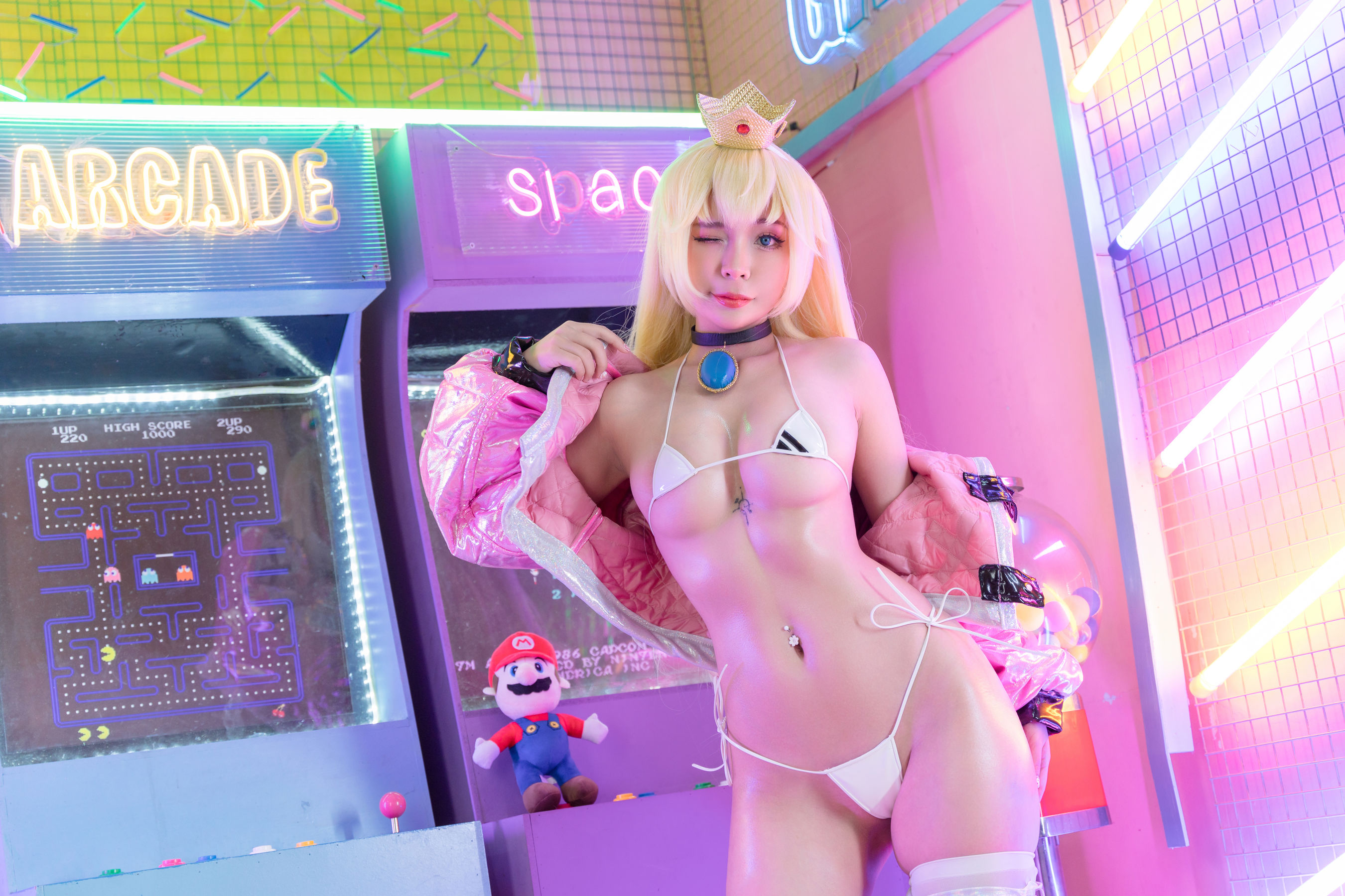 Umeko J - Princess Peach (Super Mario)