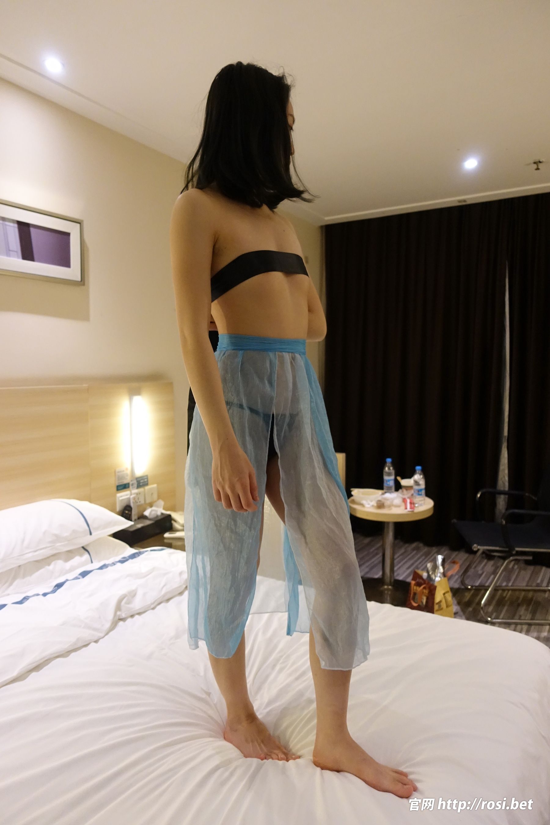 [ROSI写真] 2024.03.03 NO.4472