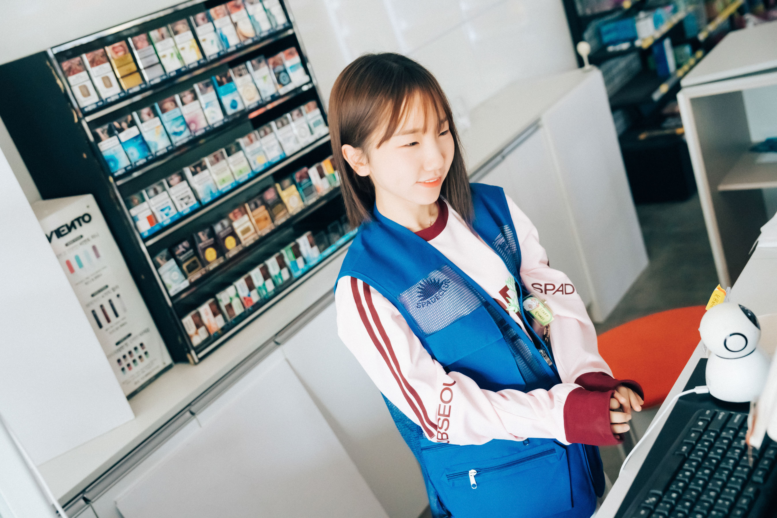 [LOOZY] Yeri - Pocket girl alba