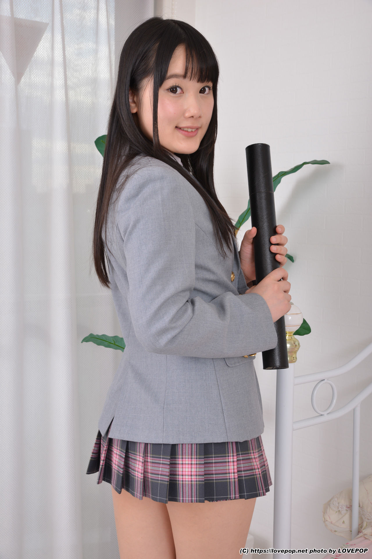 [LOVEPOP] Aya Miyazaki 宮崎あや In her room after graduation ceremony - PPV