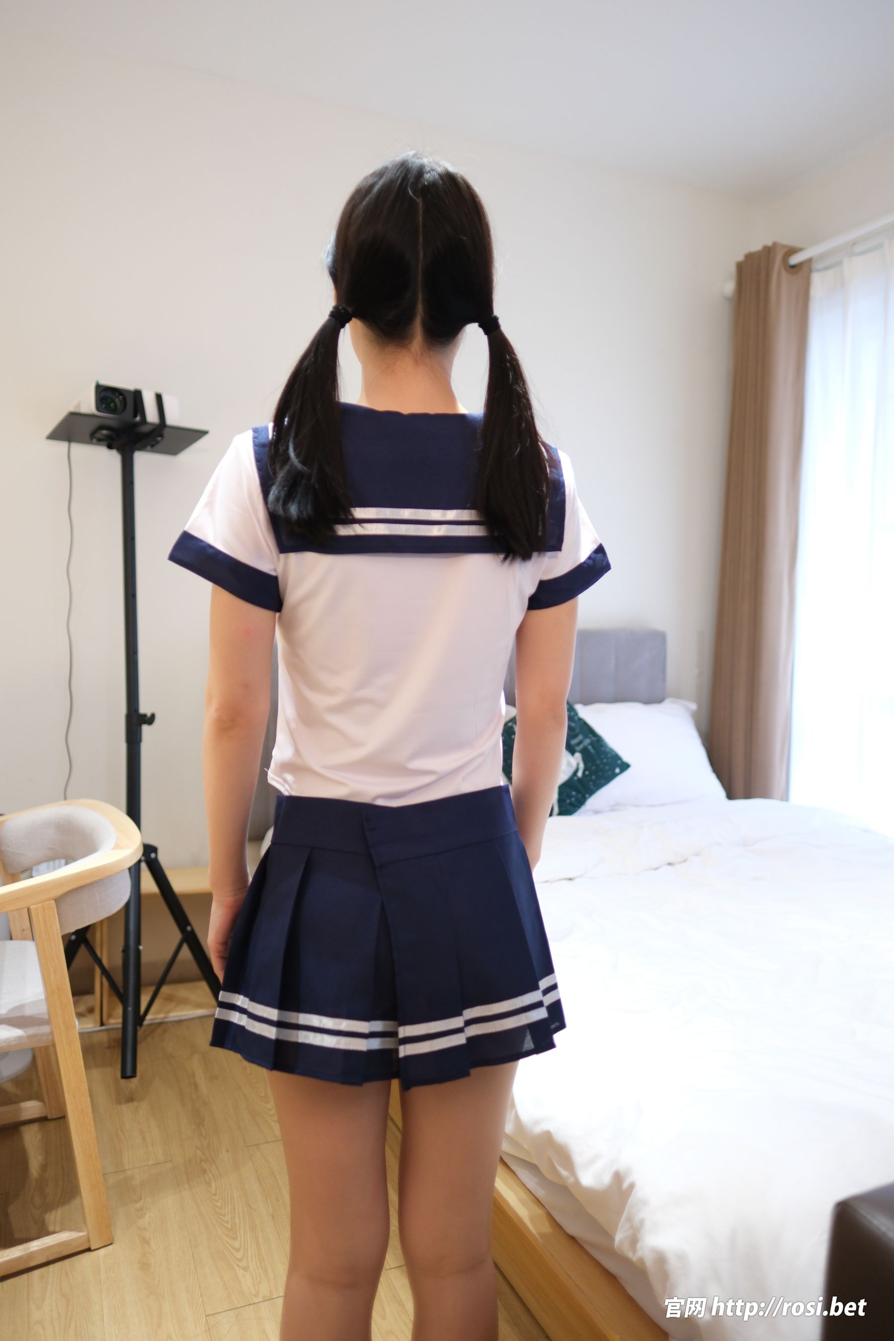 [ROSI写真] 2024.10.20 NO.4703