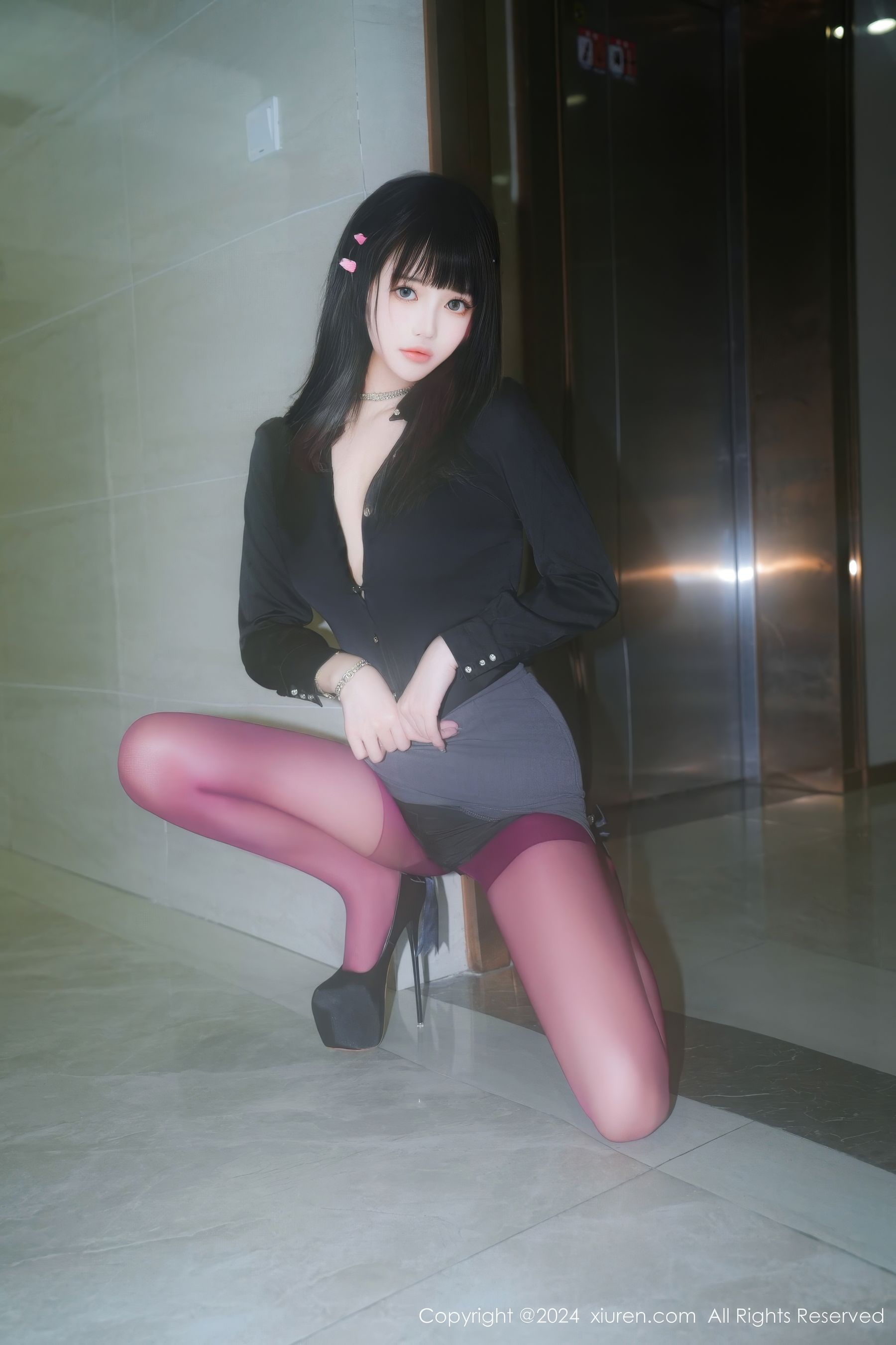 [秀人XiuRen] 2024.09.11 No.9142 小兔纯纯