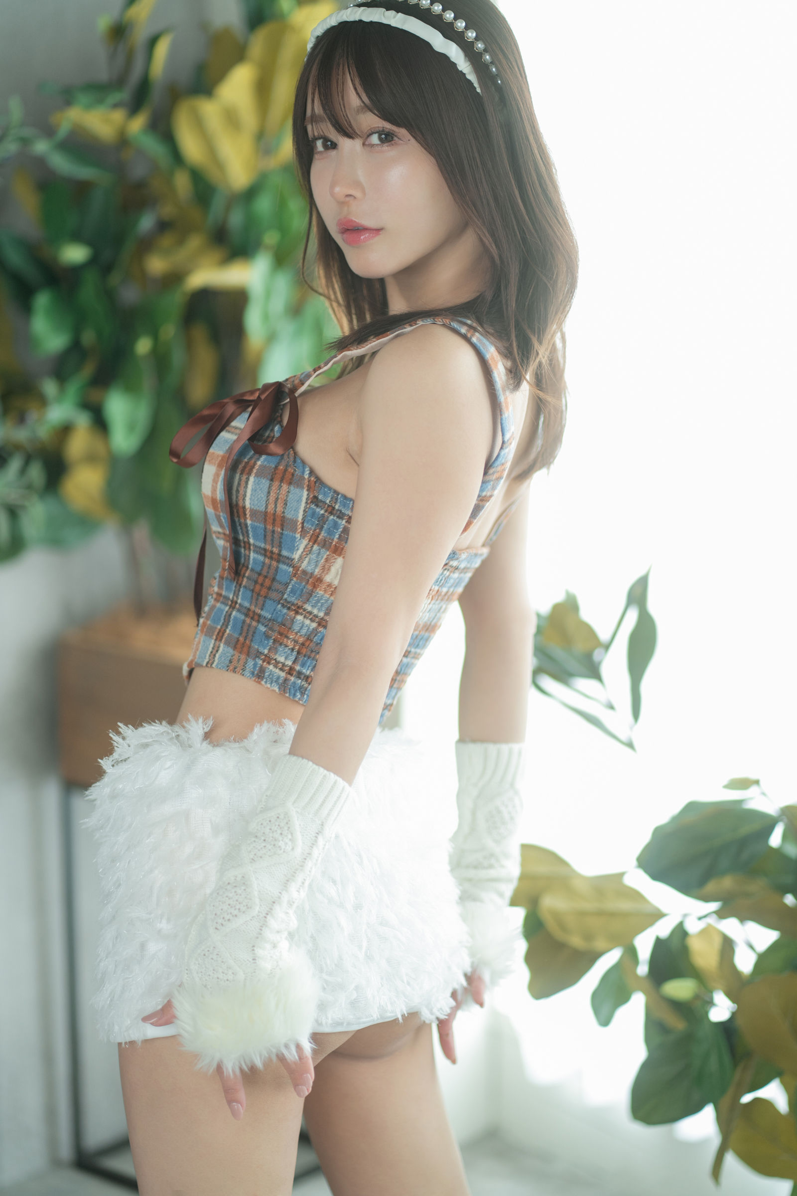 いくみ –  (193iKkyu3) [Fantia] [2024.03.28] Is This Checkered Top Cute