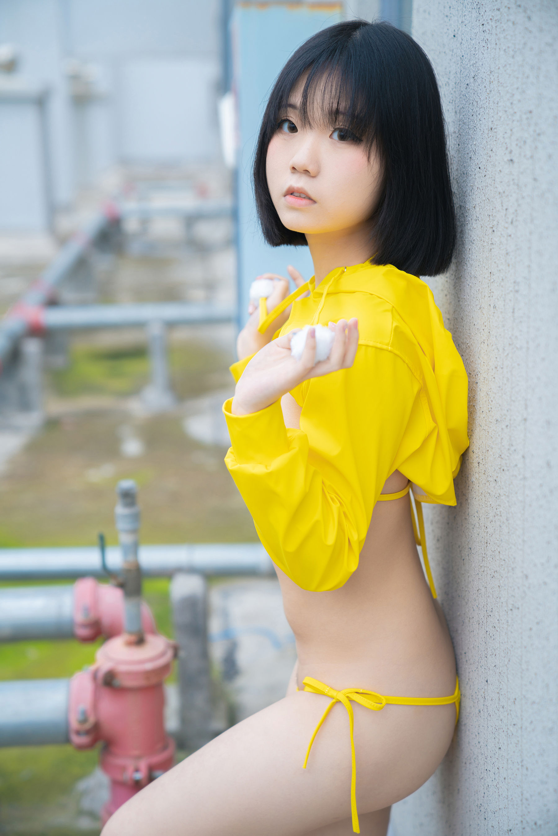 一只小栗奈 - 天台小雨衣