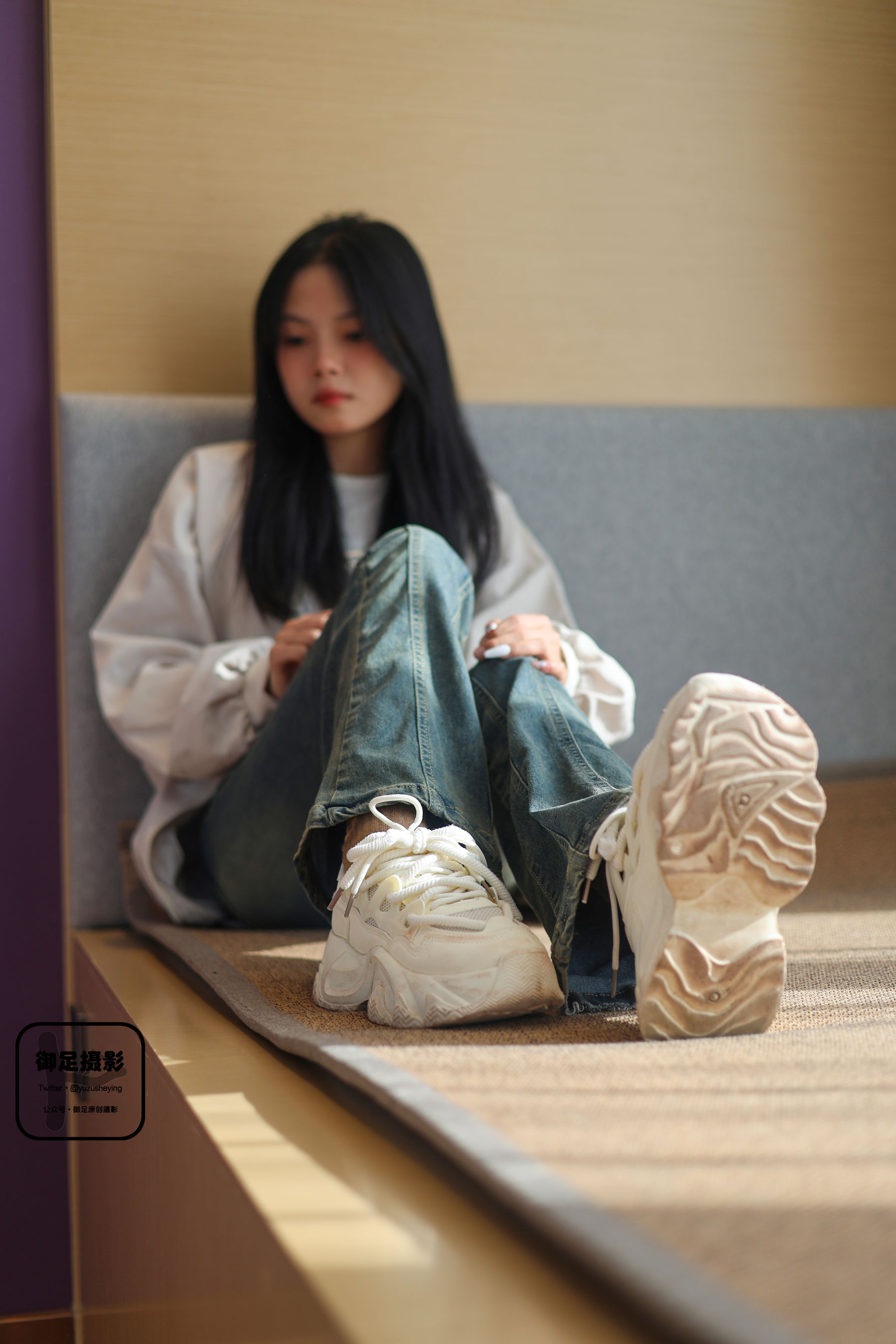 御足摄影 - 咖色袜裸足