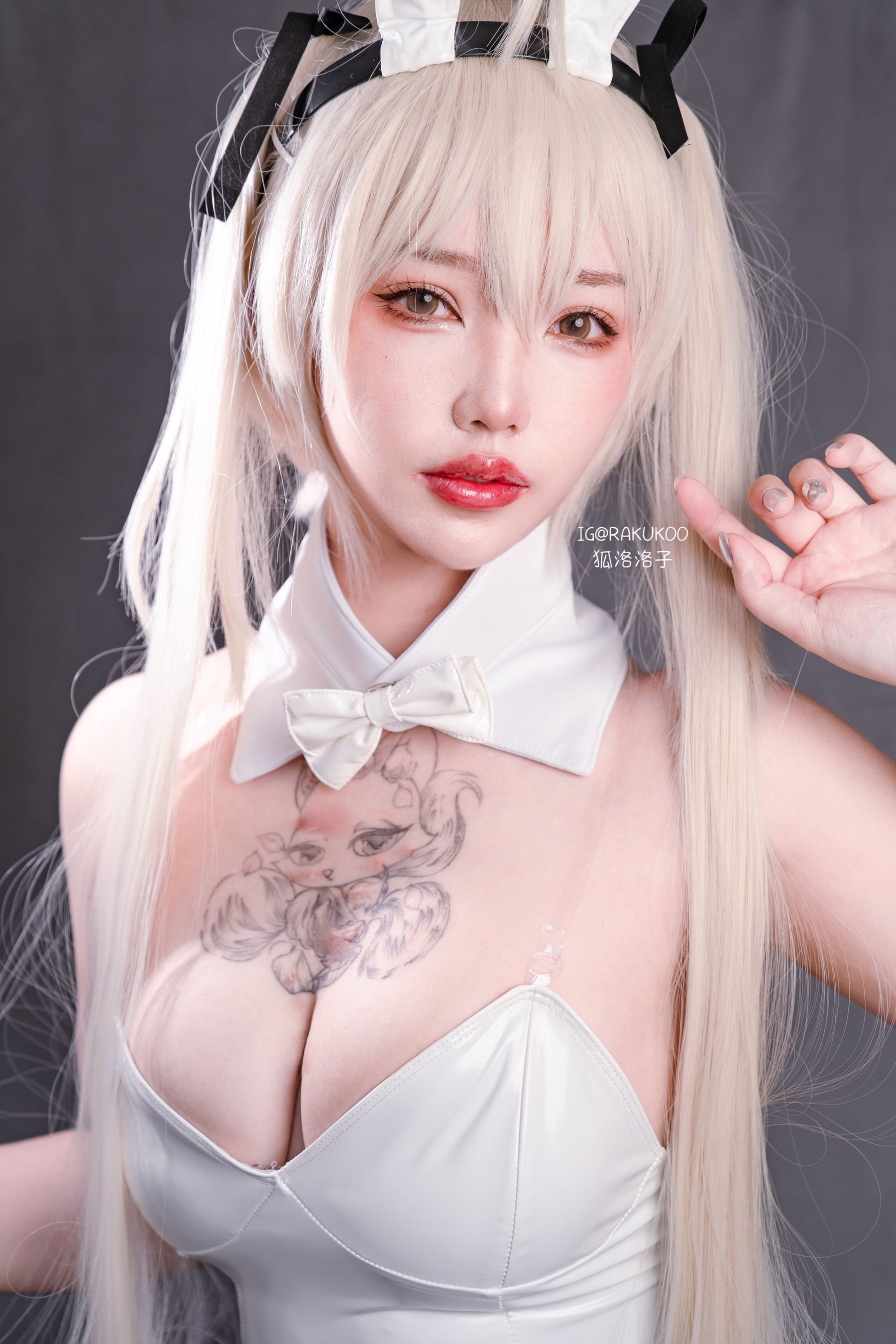 狐洛洛子 - 兔女郎