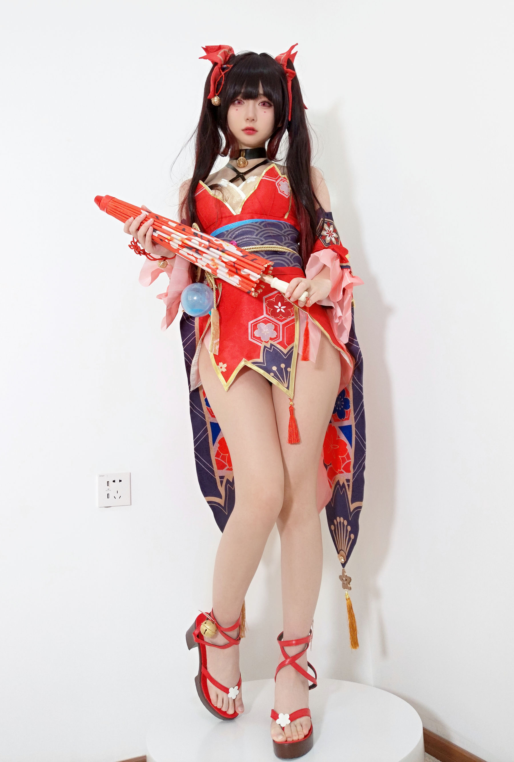 迷之呆梨 (发条少女) - 花火