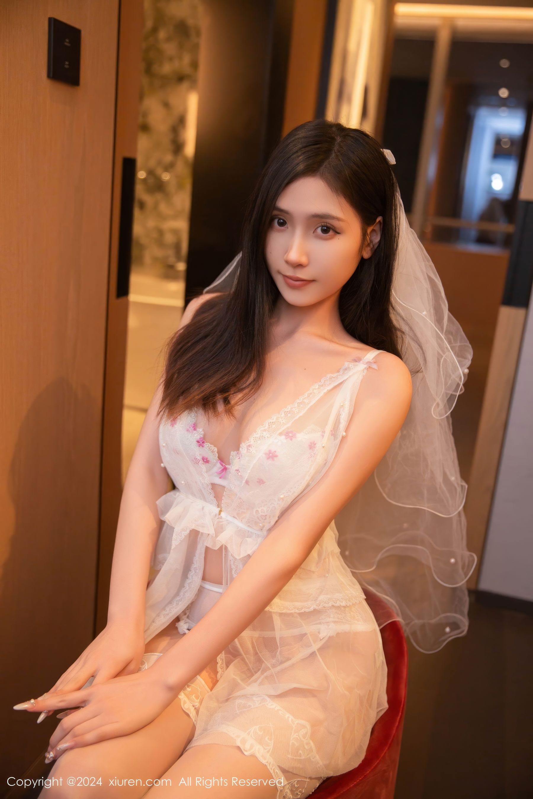 [秀人XiuRen] 2024.10.12 No.9272 刘婷婷