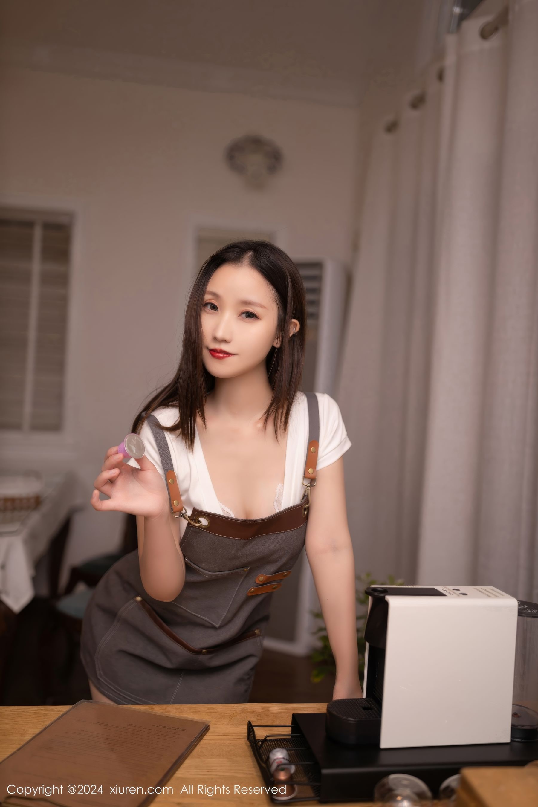 [秀人XiuRen] 2024.10.23 No.9335 杏子Yada