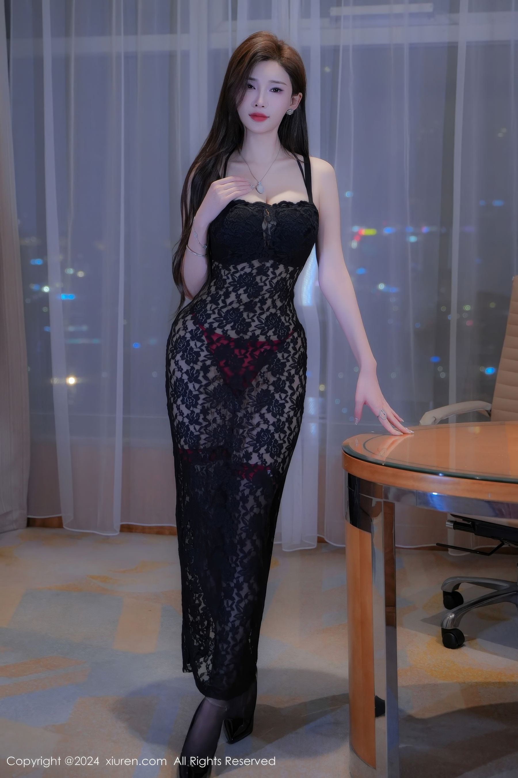 [秀人XiuRen] 2024.11.07 No.9411 Carol周妍希X
